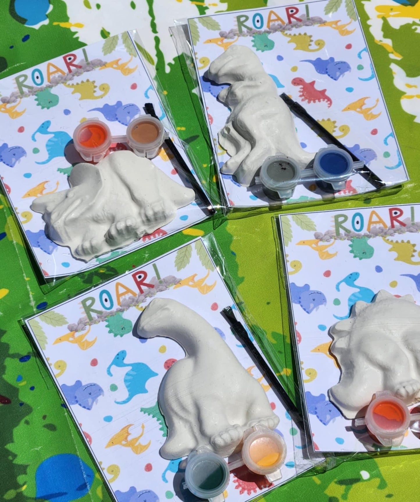 Dino Party Favors | Dinosaur Plaster Paint Kits | DIY Kids Craft | Birthday Activity | Dino Goodie Bags | Classroom Gifts
