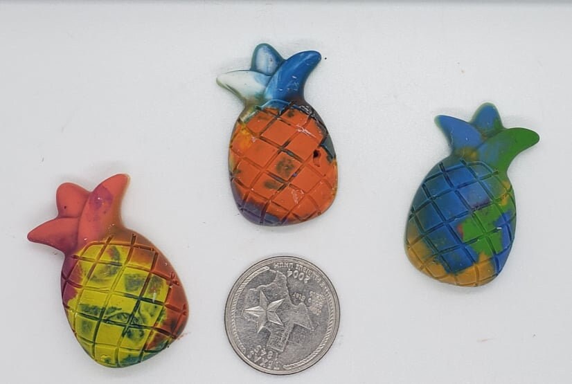 Pineapple & Palm Tree Crayons: Tropical Party Favors, Kids Gift Set
