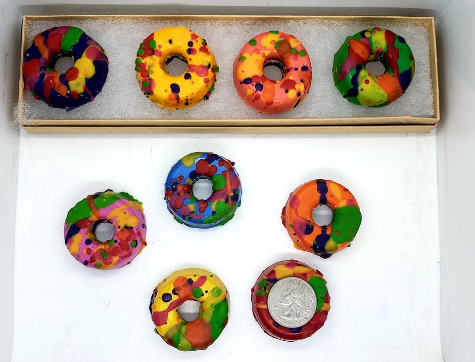 Doughnut Shop Crayons - Doughnut Party Favors - Doughnut Crayons