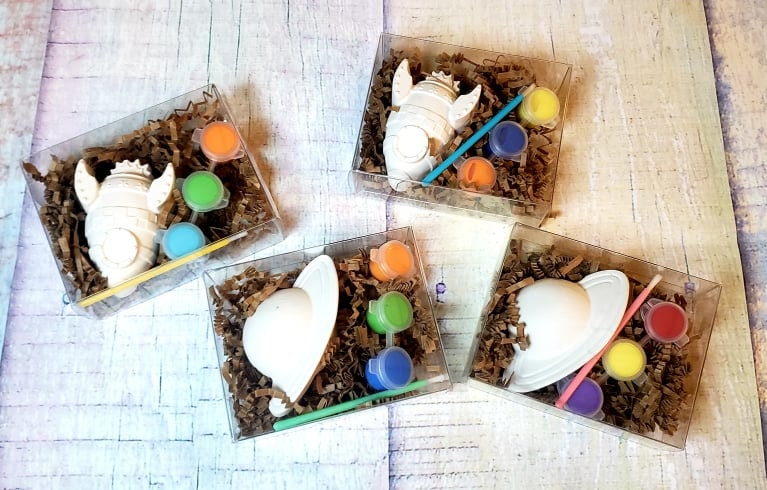 Space Paint Kit: DIY Plaster Craft, Kids Party Favors
