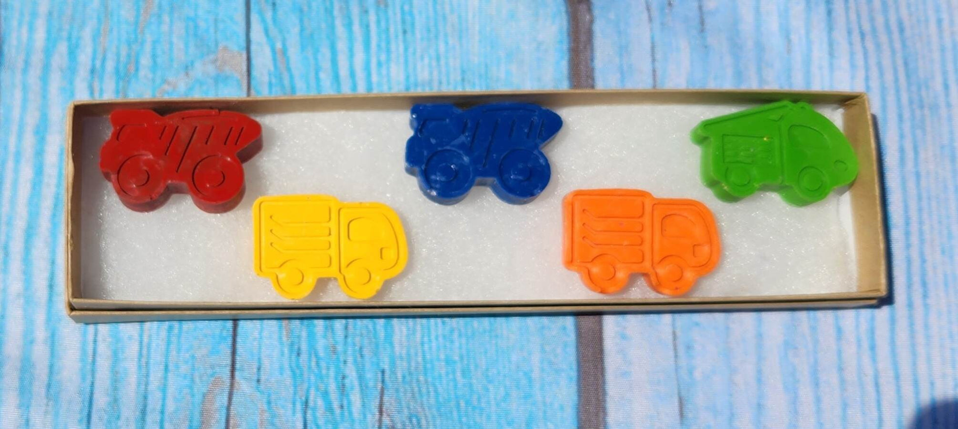 Construction Truck Crayons - Box Set - Party Favors