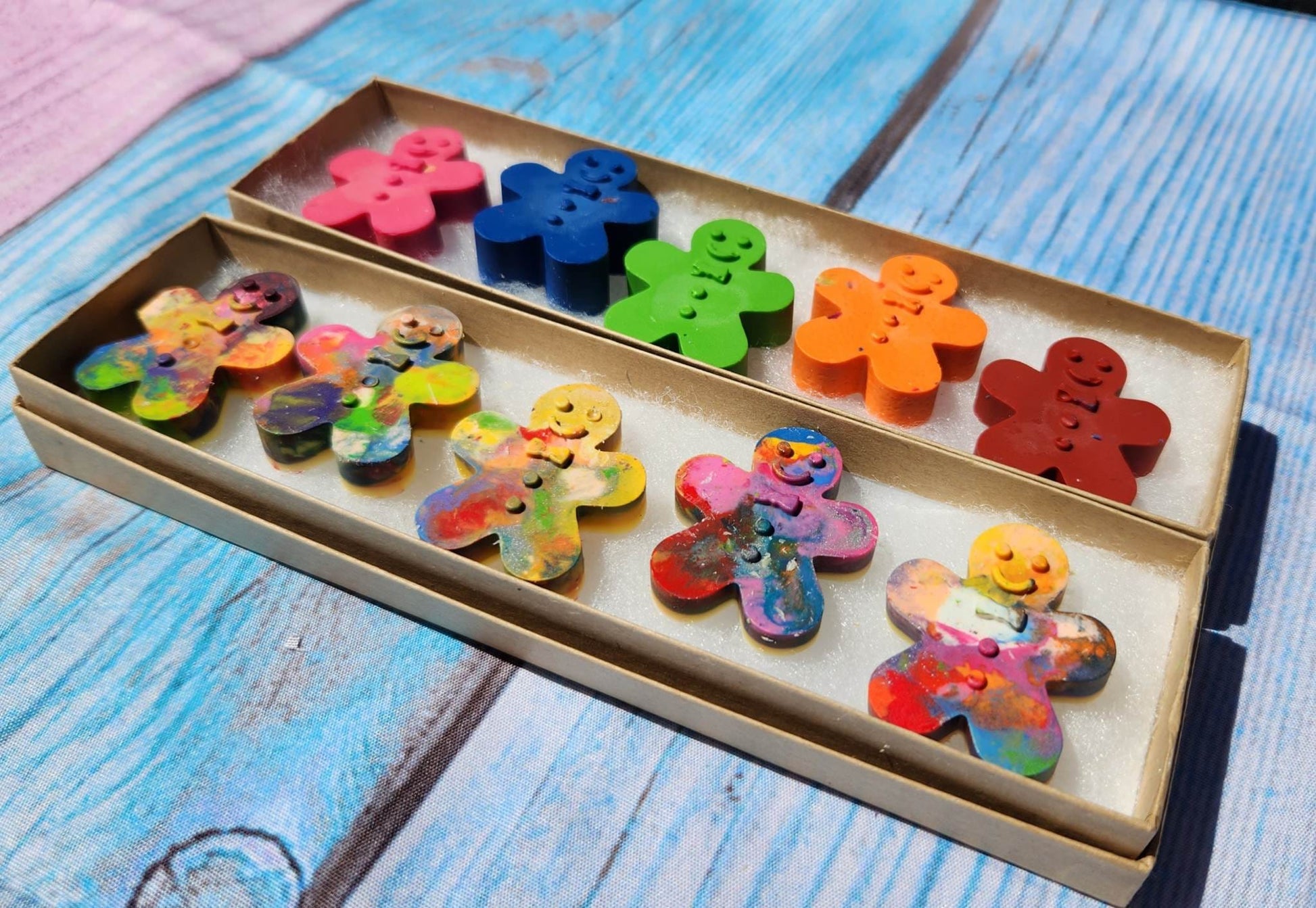Gingerbread Crayons Box Set
