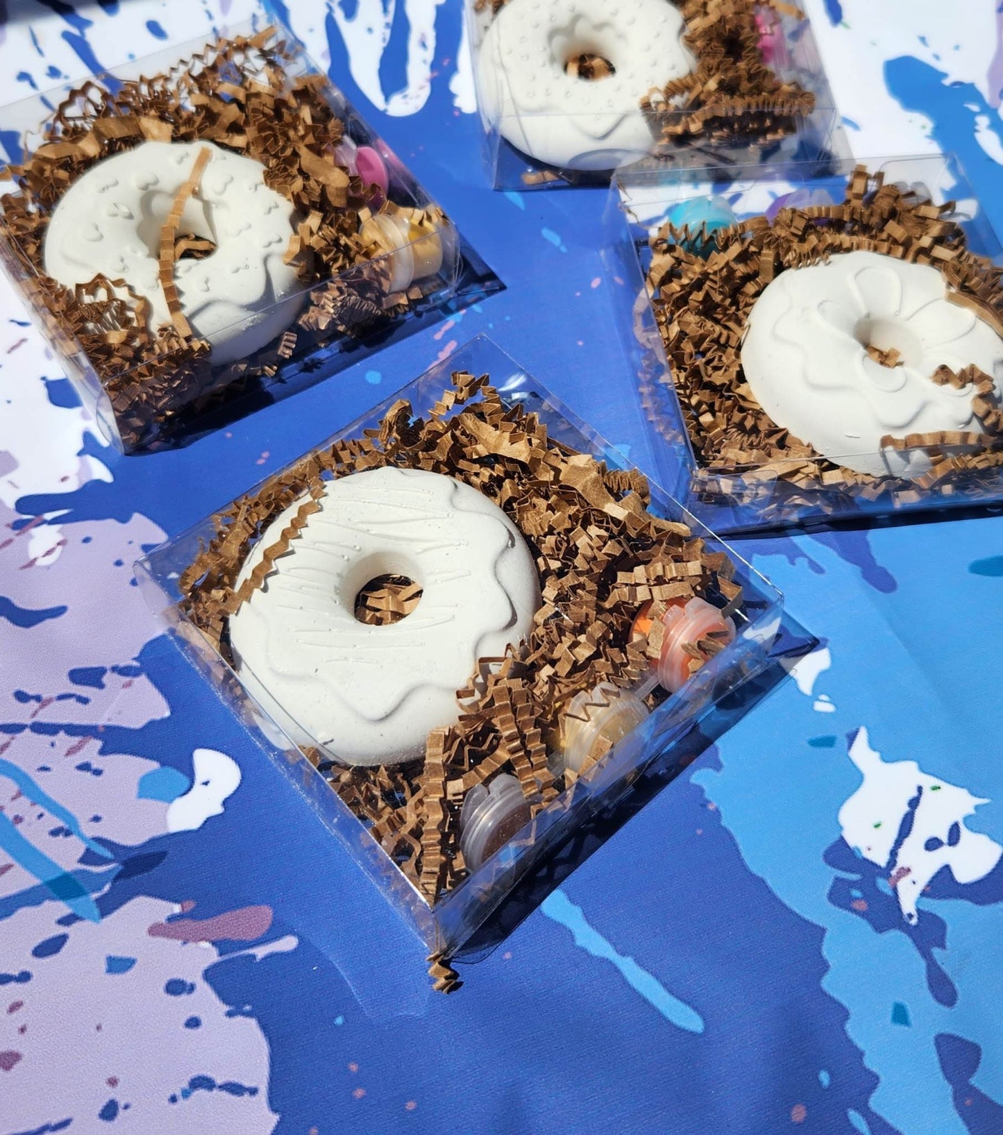 Doughnut Paint Your Own Kits – Kids Birthday Party Favors, DIY Plaster Painting Activity, Sweet Treat Art Gift