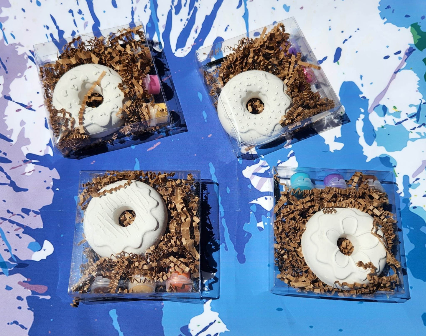 Doughnut Paint Your Own Kits – Kids Birthday Party Favors, DIY Plaster Painting Activity, Sweet Treat Art Gift