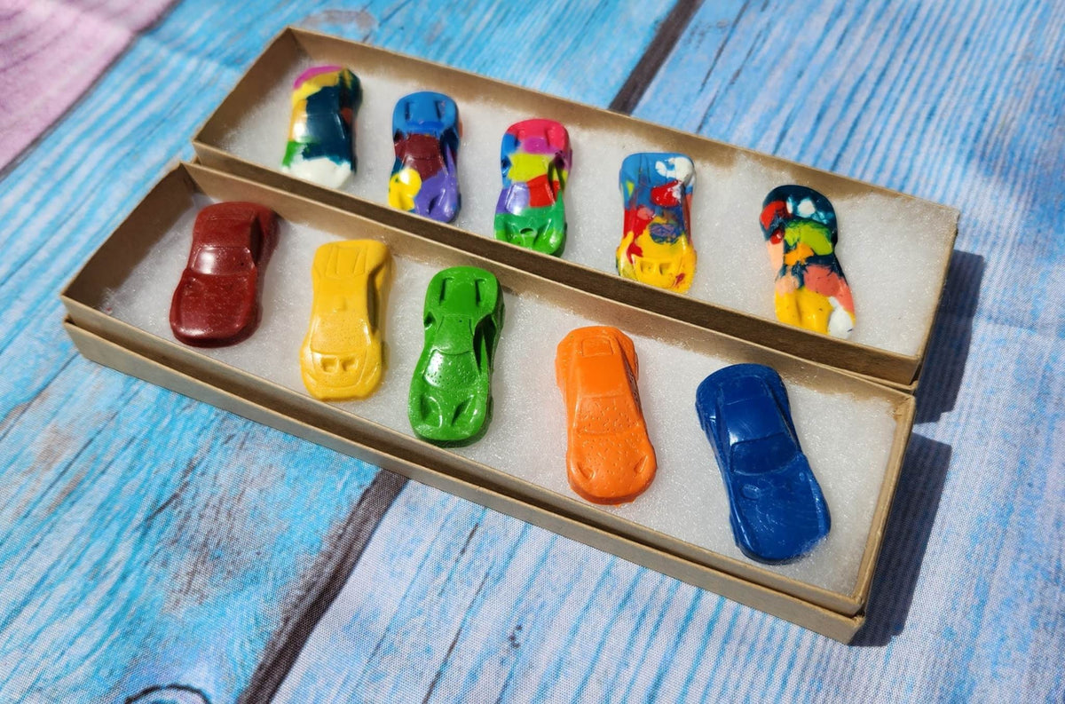 Personalized Crayon Names, Party Favors, Car Crayons, Race Car Crayons