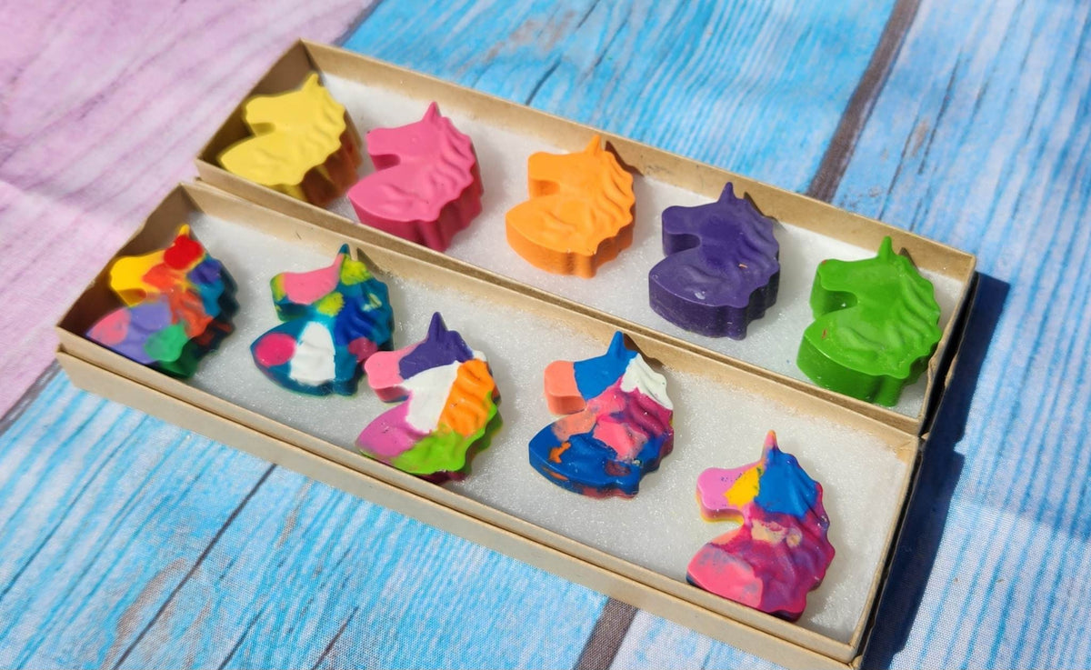 Unicorn Crayons l Unicorn Party Favors l Kids Unicorn Gifts l Gift For Kids Birthday l Unicorn Box Set of 5 Crayons