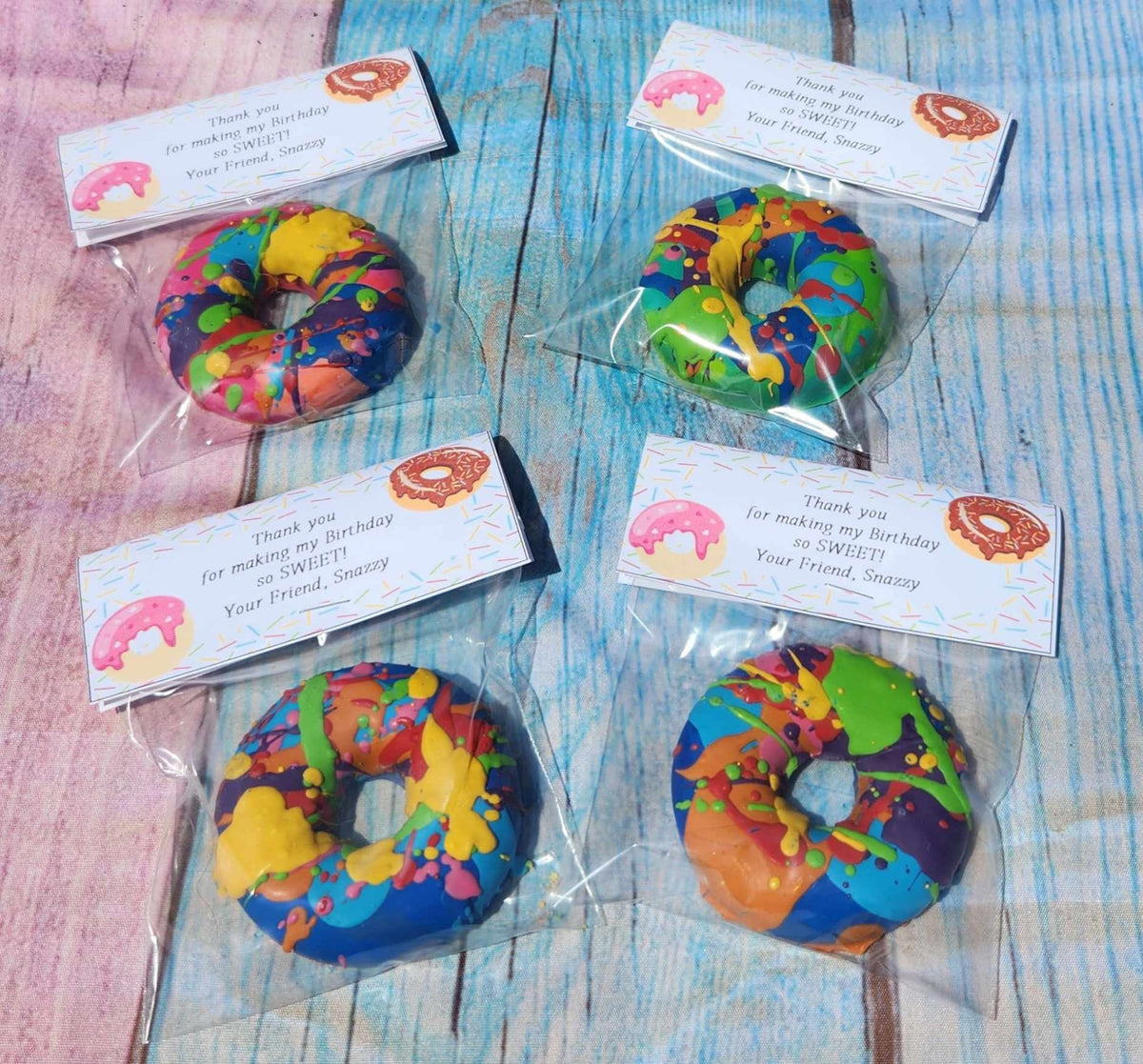 Donut Shop Crayons - Donut Party Favors l Doughnut Party Favors l Classroom Handouts l Thank you gifts l Doughnut Crayons l Kids Art