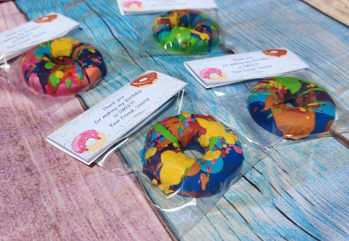 Donut Shop Crayons - Donut Party Favors l Doughnut Party Favors l Classroom Handouts l Thank you gifts l Doughnut Crayons l Kids Art