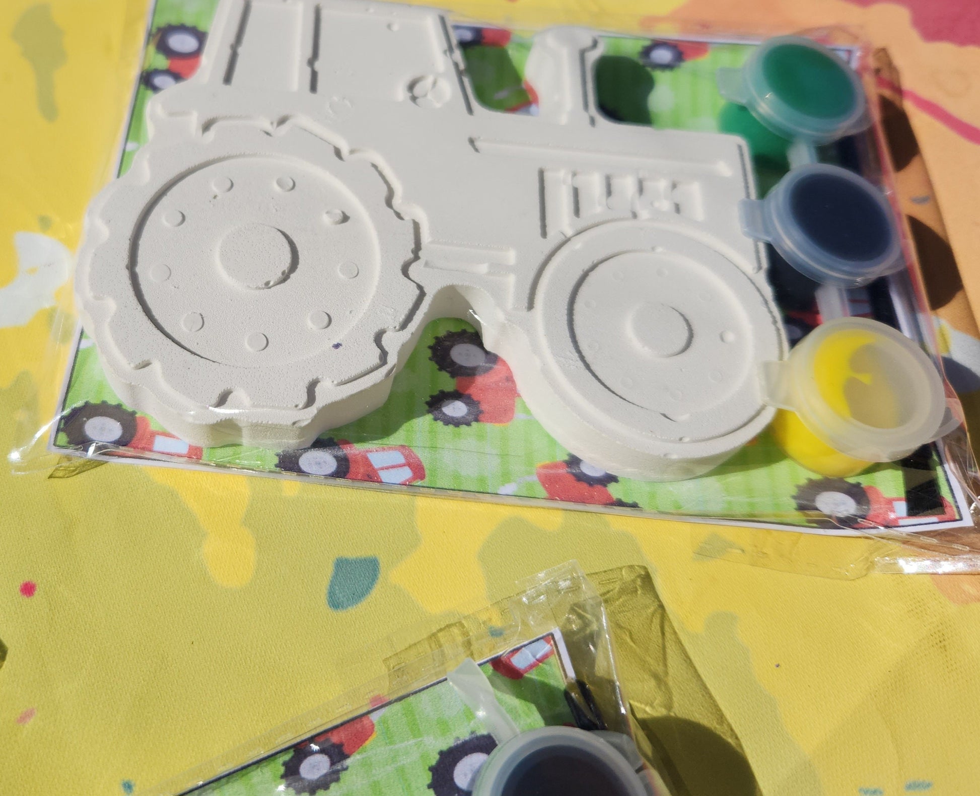 Farm, Tractor Themed Paint Favors , DIY crafts, tractor favors, farm themed birthday l Tractor Party Favor l Plaster Paint Kit l Kids Craft
