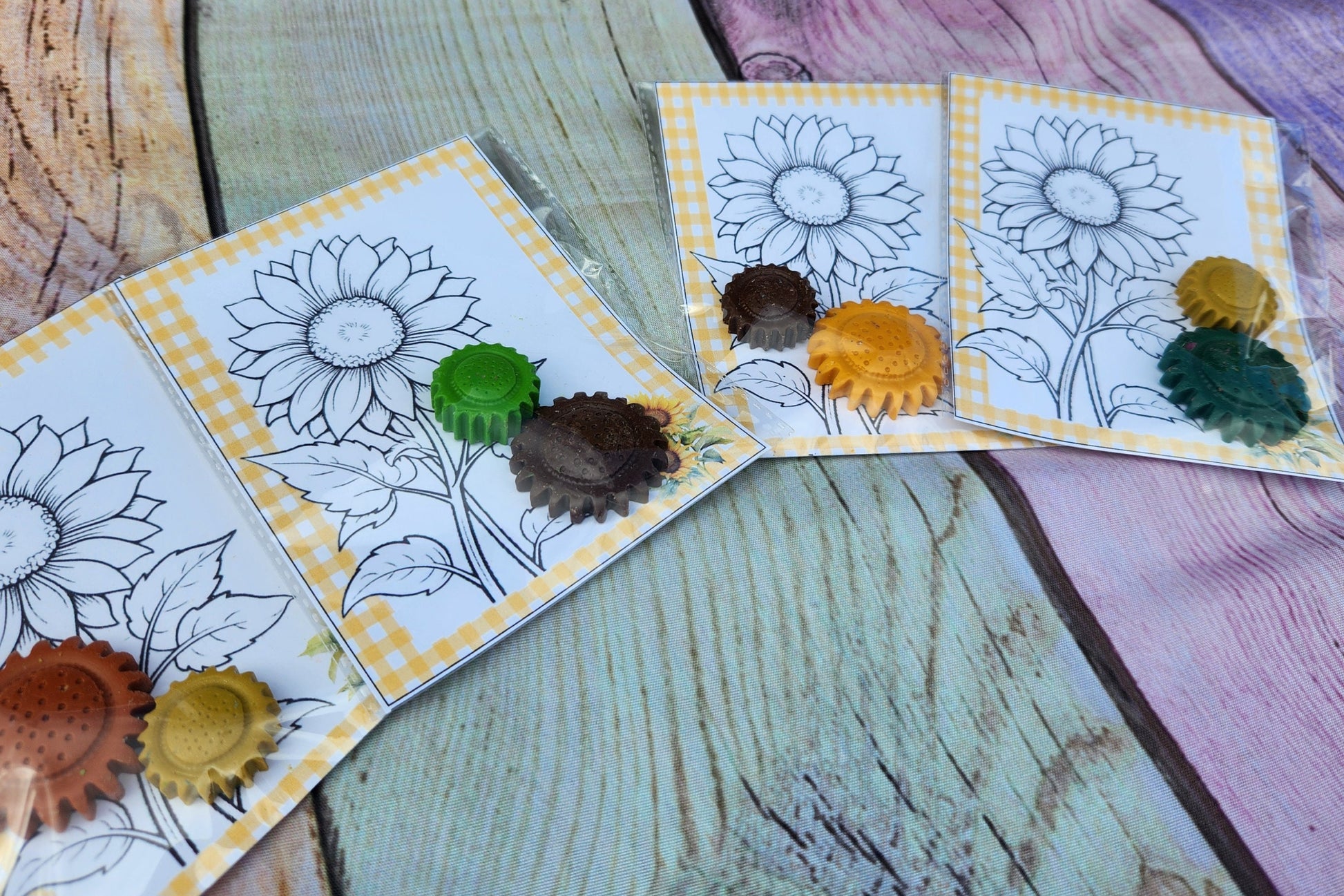 Sunflower Coloring Kits l Sunflower Crayons l Party Favors l Birthday Gifts l Thank you Favors l Sunflower Favors