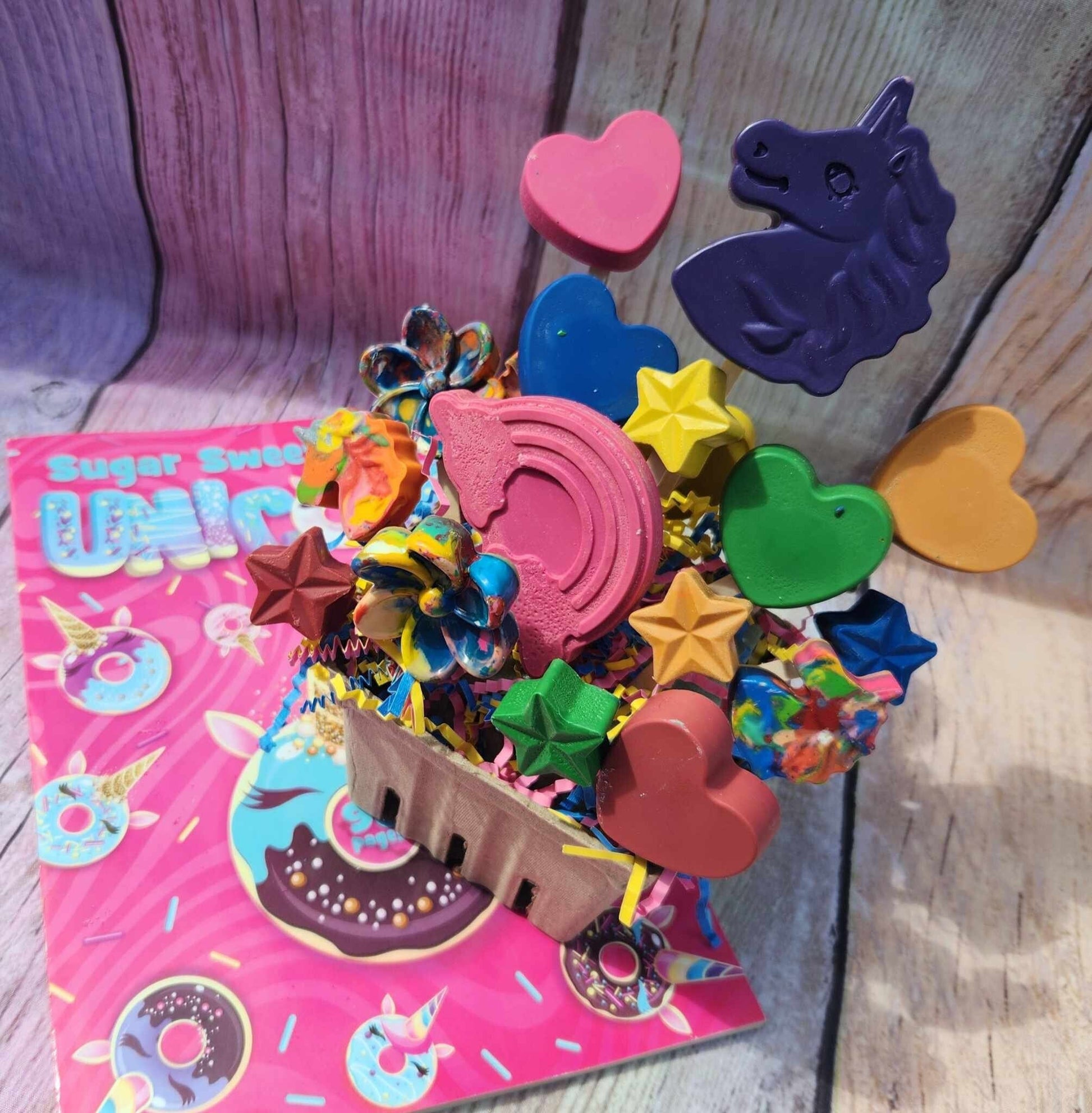 Unicorn Basket Filled of Crayons l Unicorn Birthday l Table Center Pieces l Kids Gift Basket l Child's Gift l Party Favors l Gift Basket