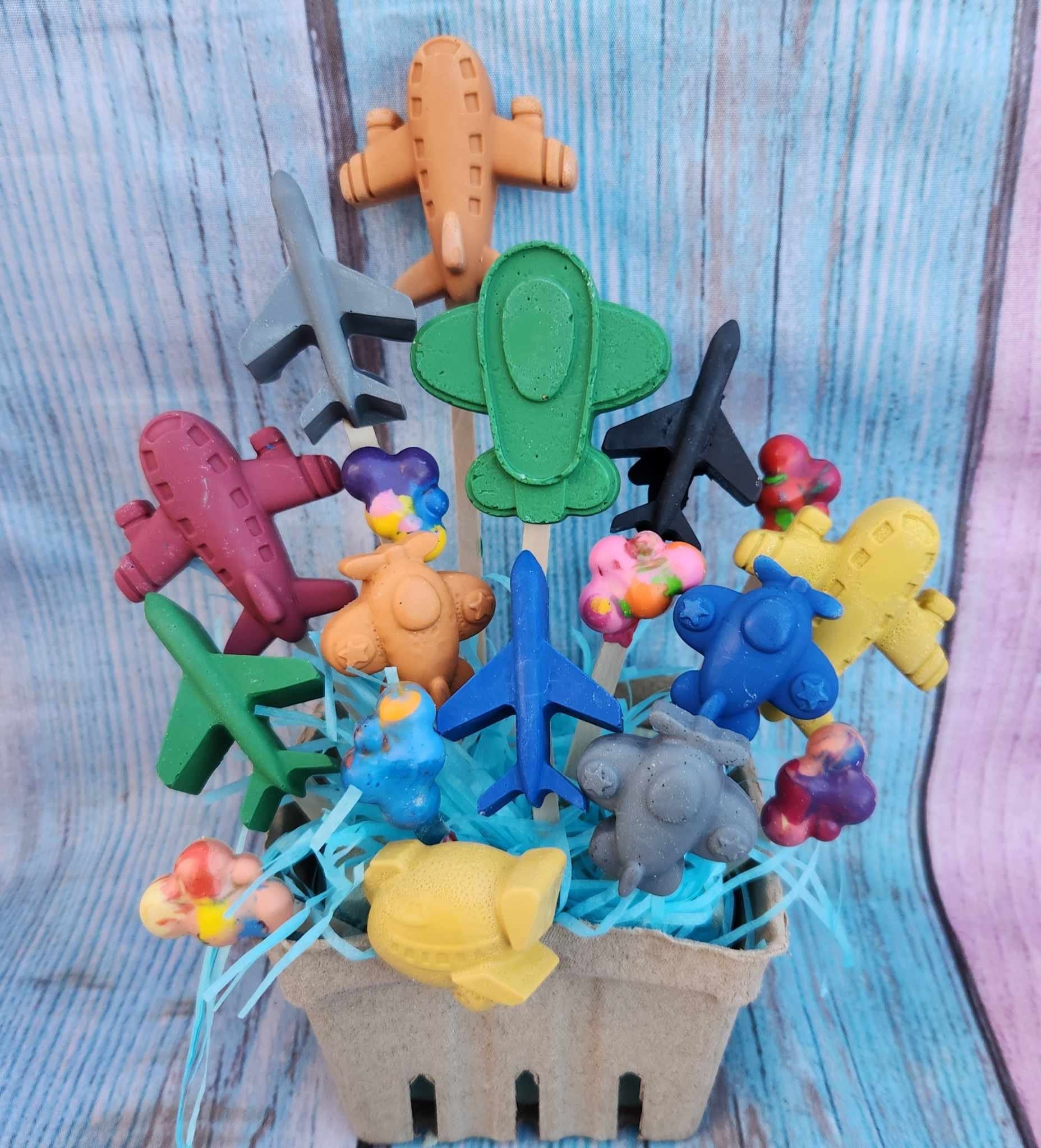 Air Plane Themed Basket Filled of Crayons l Table Center Pieces l Kids Gift Basket l Child's Gift l Party Favors l Boys Gift Basket