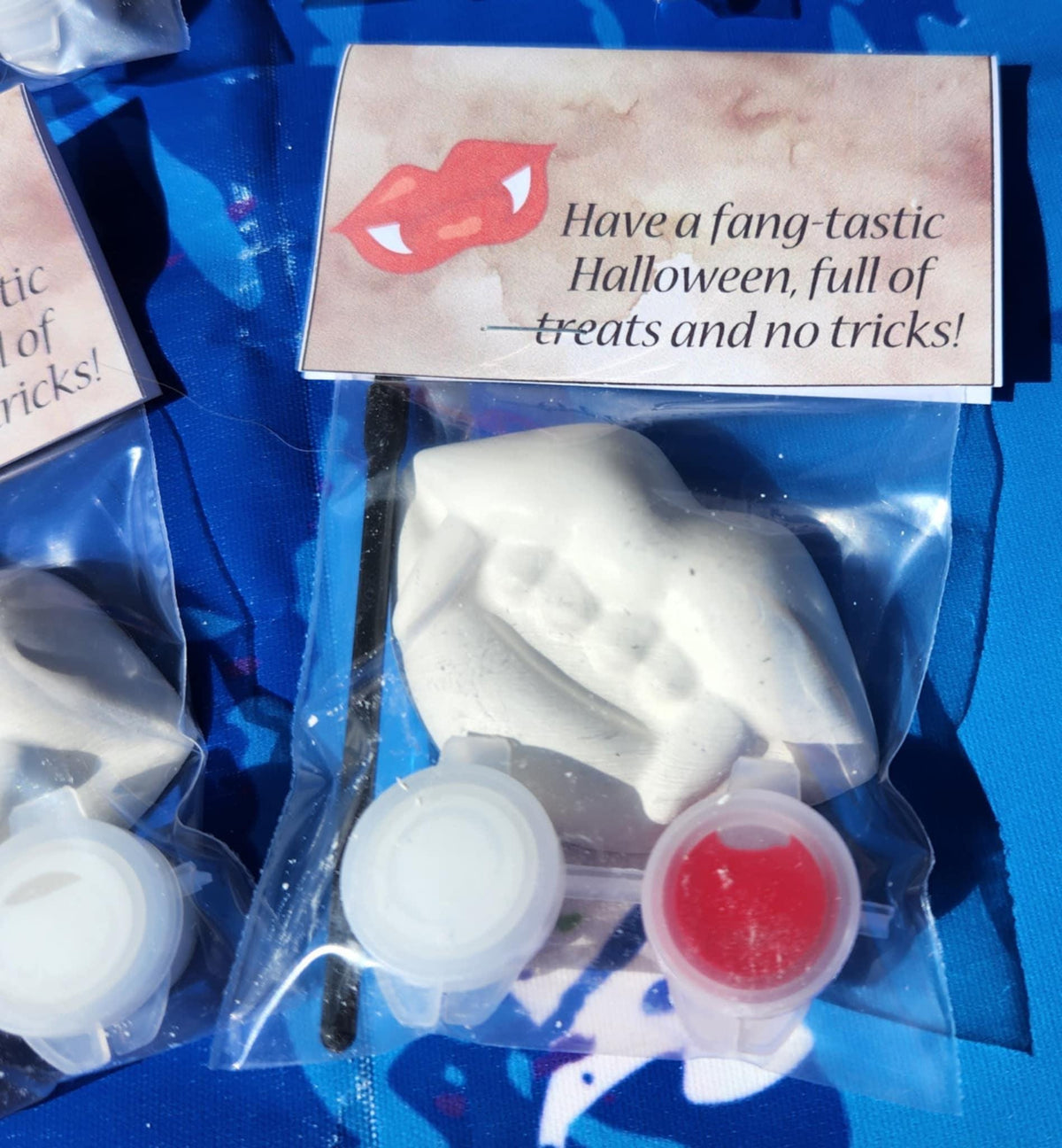Vampire Plaster Paint Kit for Kids| Party Activity | Kids Craft | Party Bag Fillers | DIY Craft | School Handouts l DIY Paint Kits
