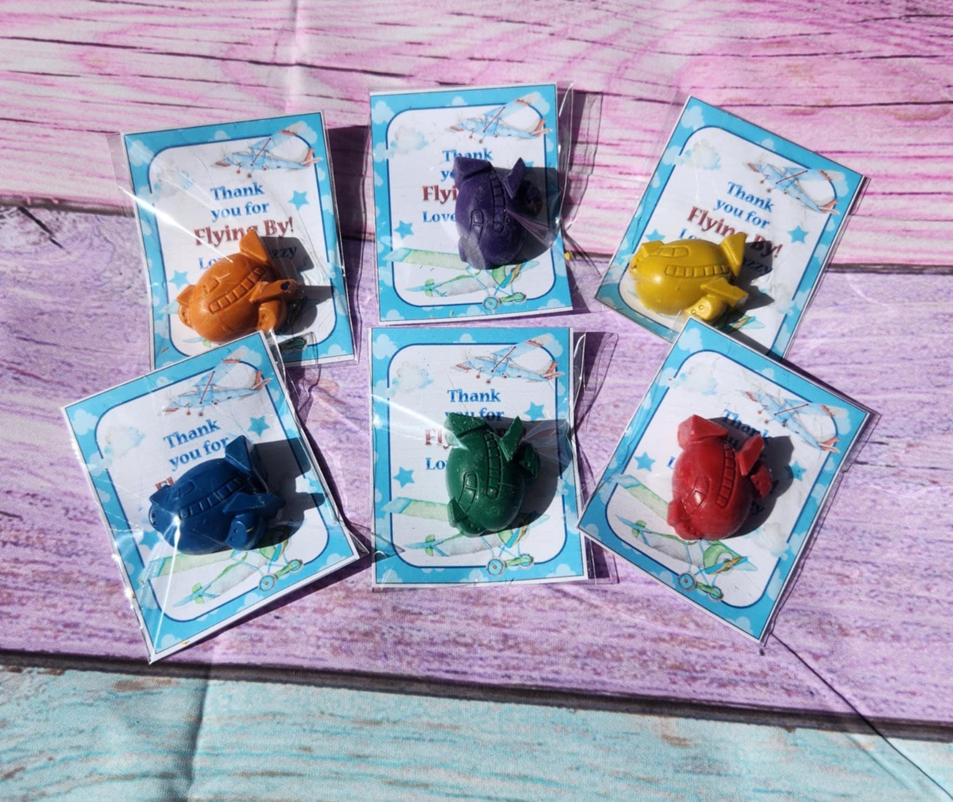 Airplane Crayons: Travel Theme Party Favors