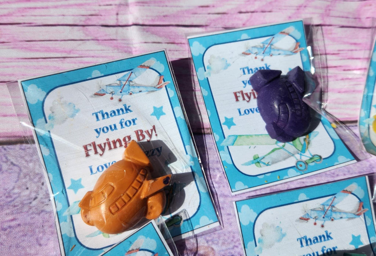 Airplane Crayons: Travel Theme Party Favors