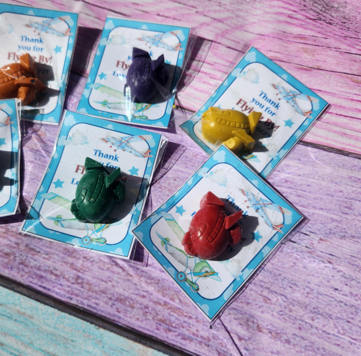 Airplane Crayons: Travel Theme Party Favors