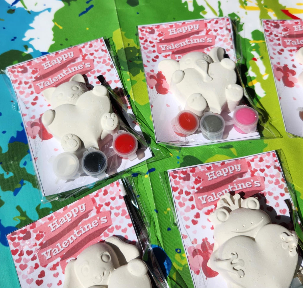 Valentines day Paint your own Kits , Party Favors, Crayons, Birthday party gifts - Valentines Day Party Favors - Classroom Gifts
