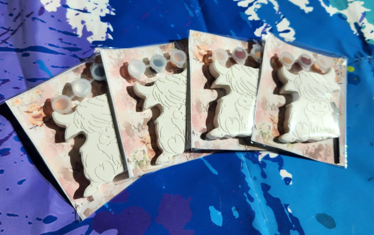 Highland Cow-Themed Plaster Paint Kits for Kids | DIY Paint Activity | Birthday Party Favors