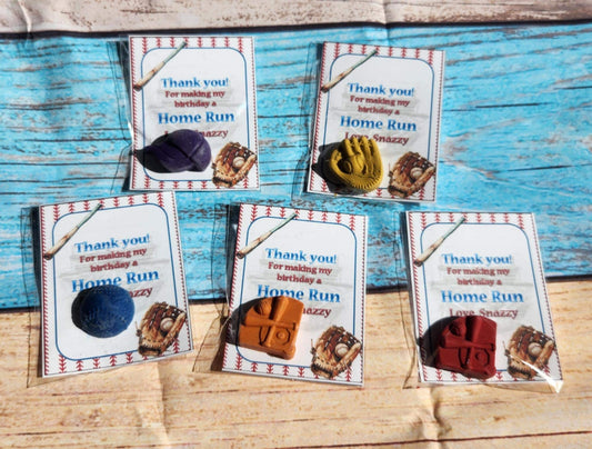 Baseball-Themed Crayon Party Favors – A Home Run for Birthday Goodie Bags!