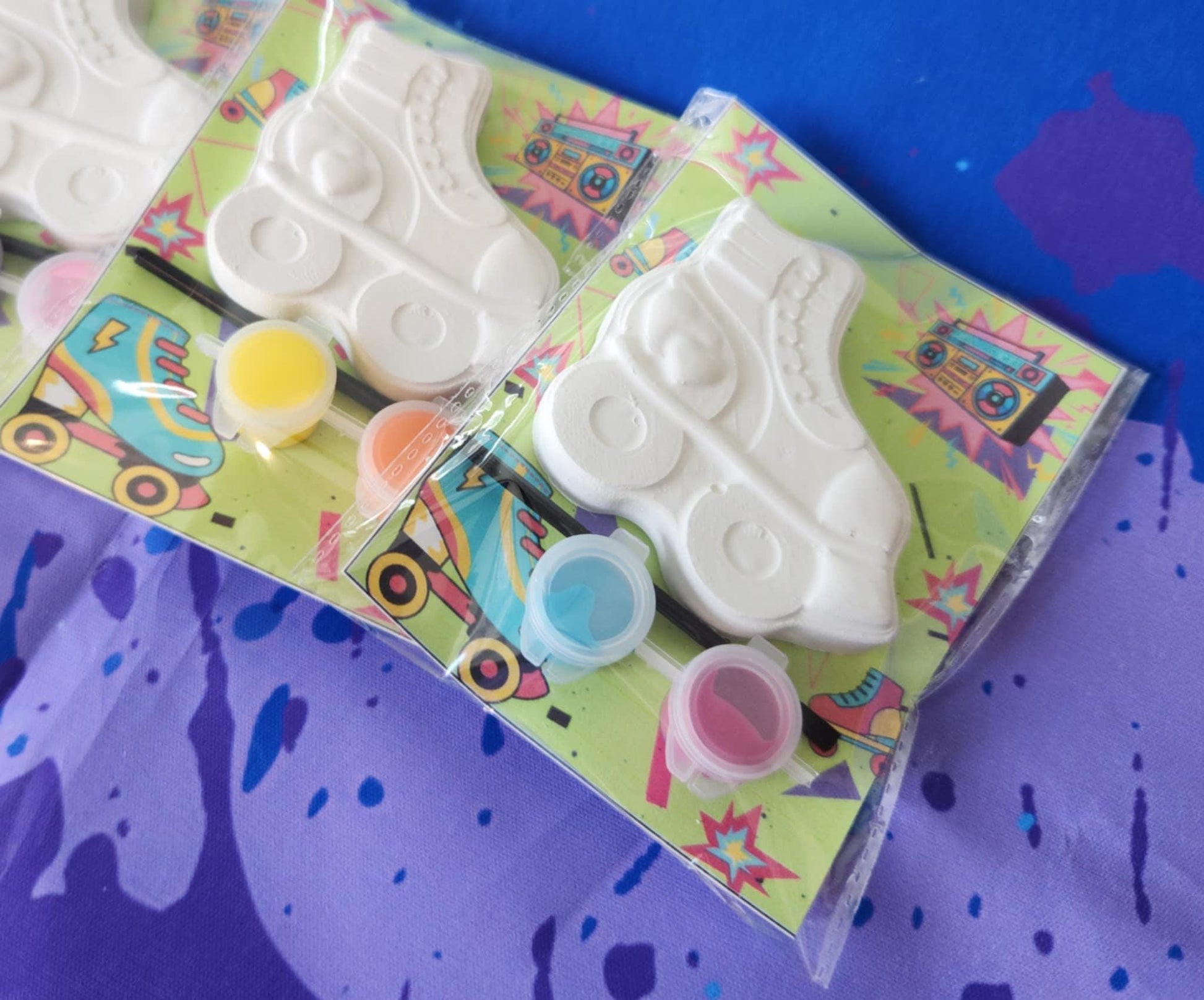 Skating & Rollerblade-Themed Plaster Paint Kits – | DIY Paint Activity | Birthday Party Favors | Retro Party | Kids Art Kit