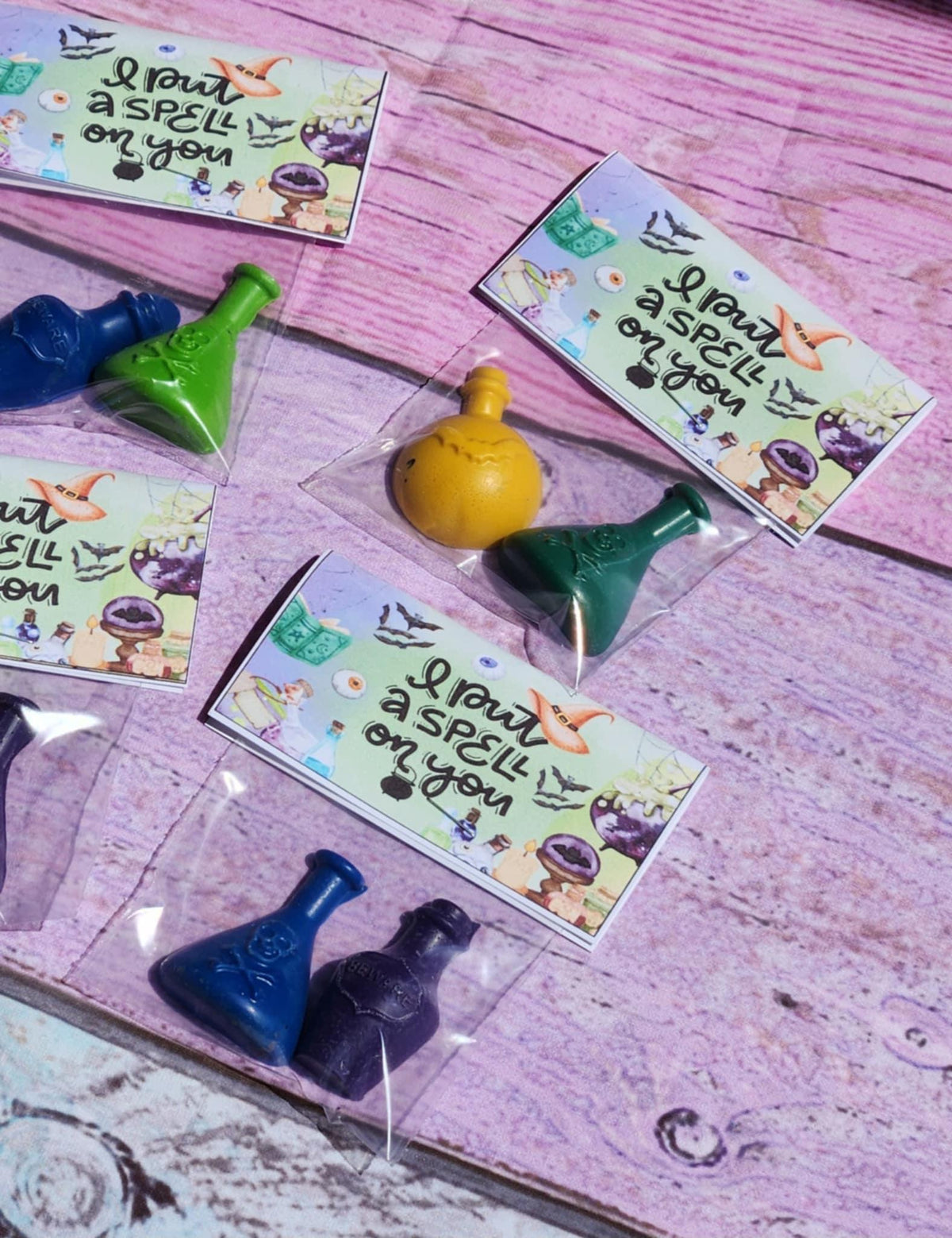 Potion Bottle Halloween Crayons: Kids Party Favors