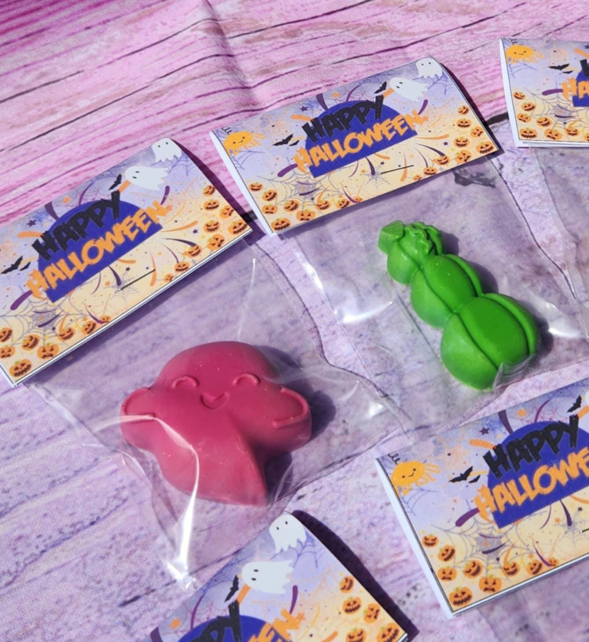 Halloween Crayon Party Favors: Spooky Shapes, Non-Candy Gifts