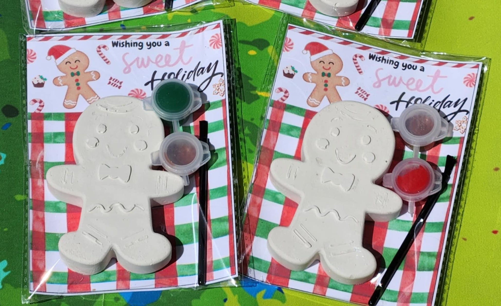 Gingerbread Man Paint Kit: DIY Holiday Craft, Christmas Party Favor