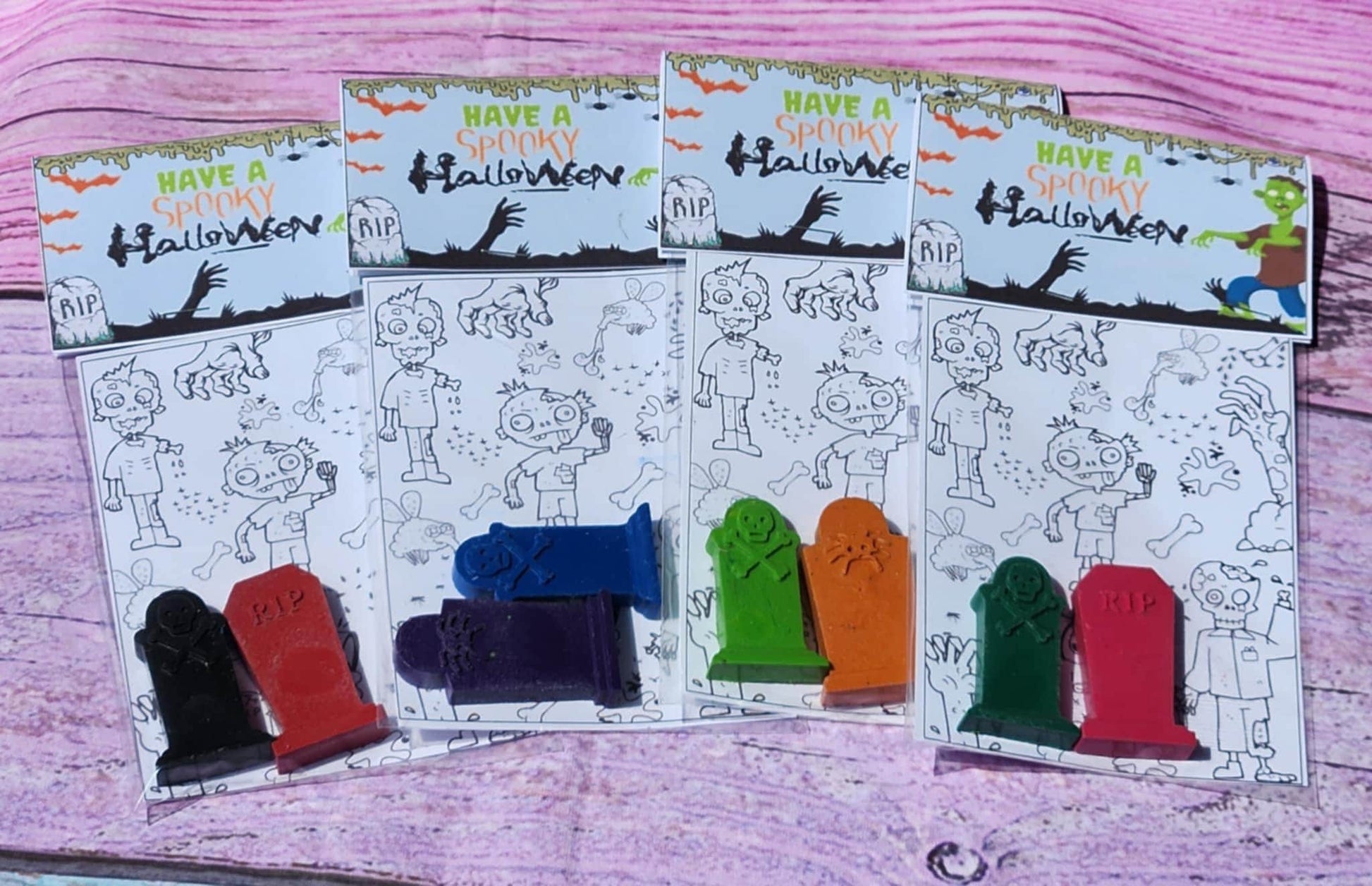 Zombie Crayon Coloring Kit: Halloween Party Favors, Goody Bag Fillers