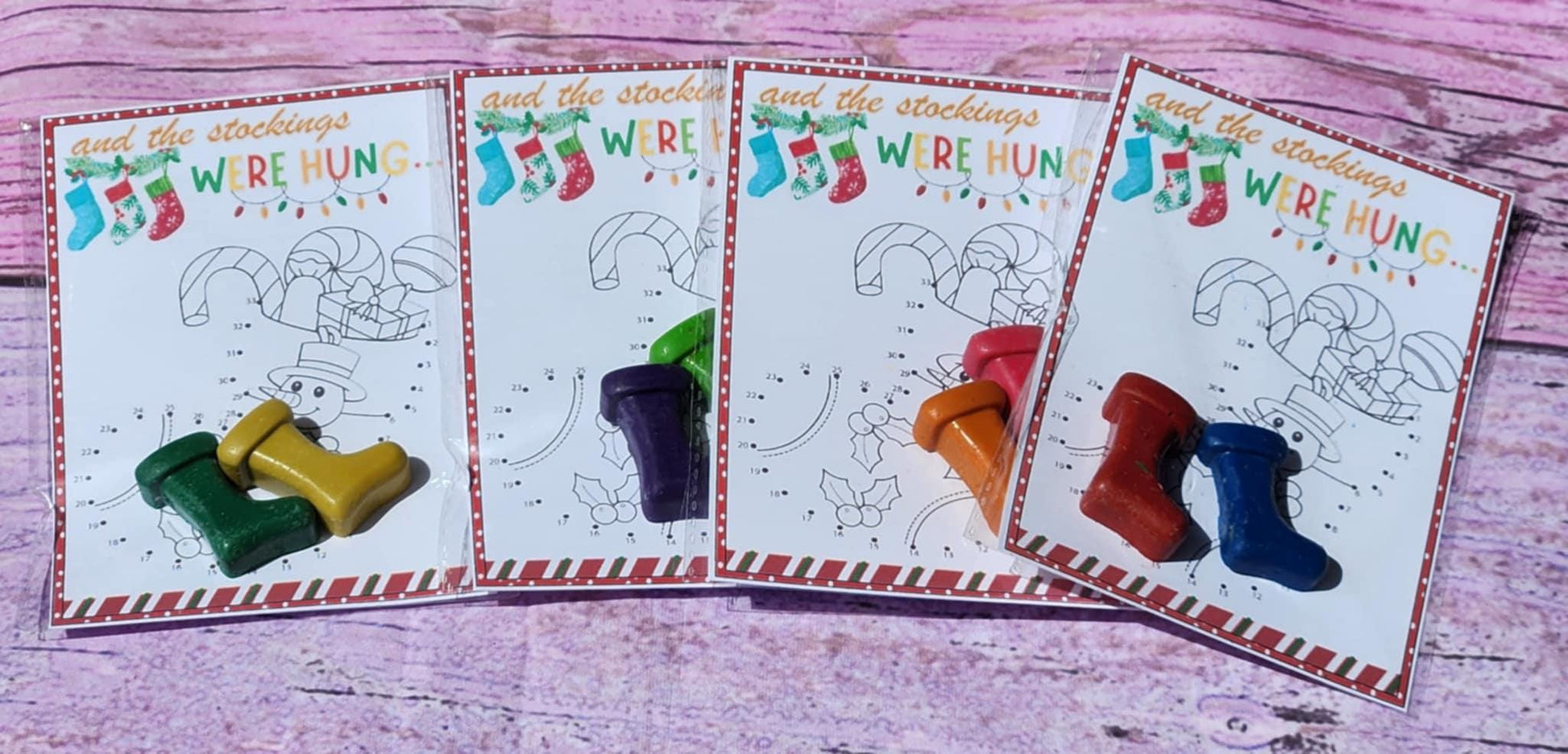 Christmas Stocking Crayon Coloring Kit – Stocking Stuffers – Holiday Party Favors – Kids Christmas Activity – Non-Toxic Crayons – Class Gift