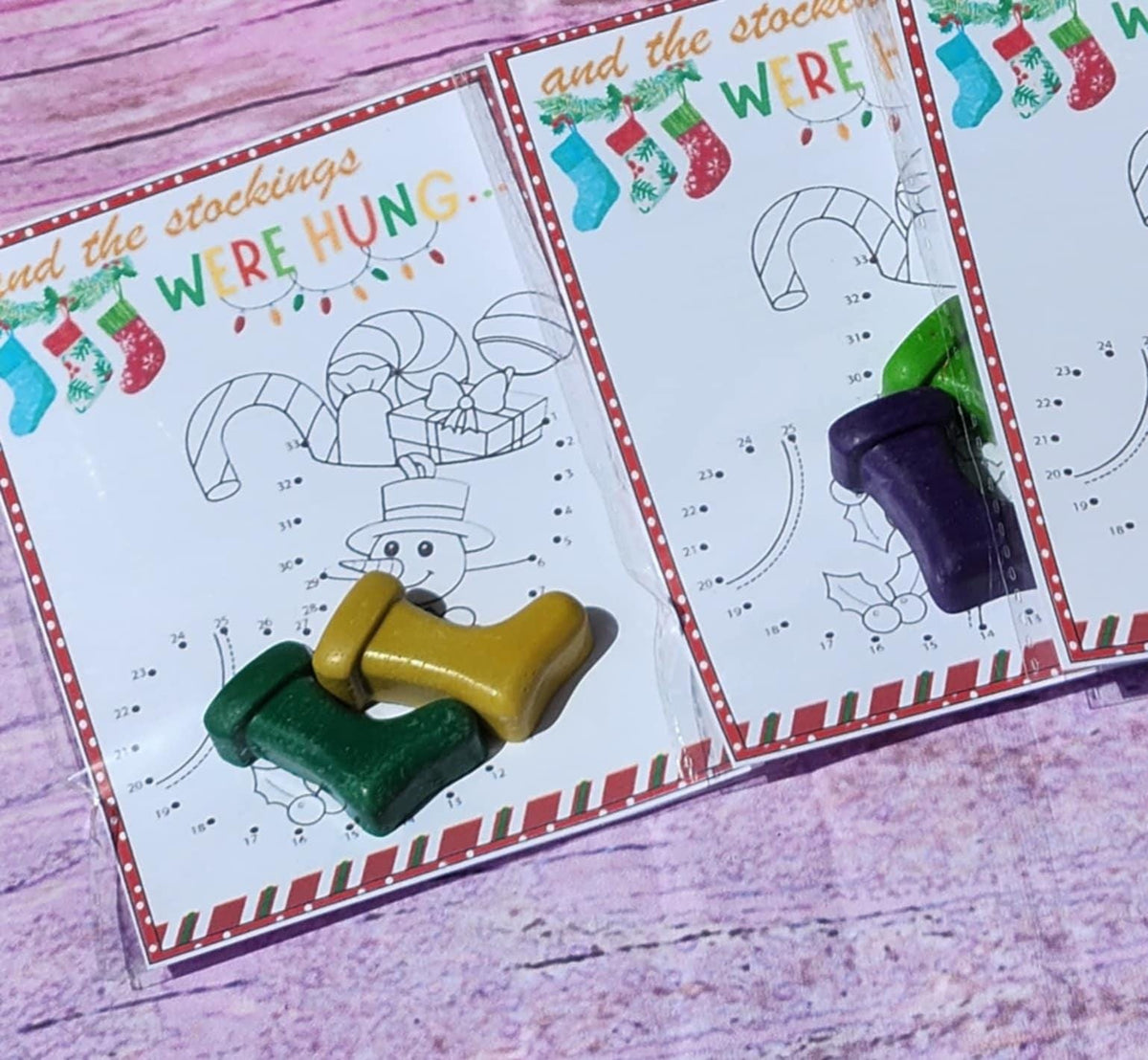 Christmas Stocking Crayon Coloring Kit – Stocking Stuffers – Holiday Party Favors – Kids Christmas Activity – Non-Toxic Crayons – Class Gift