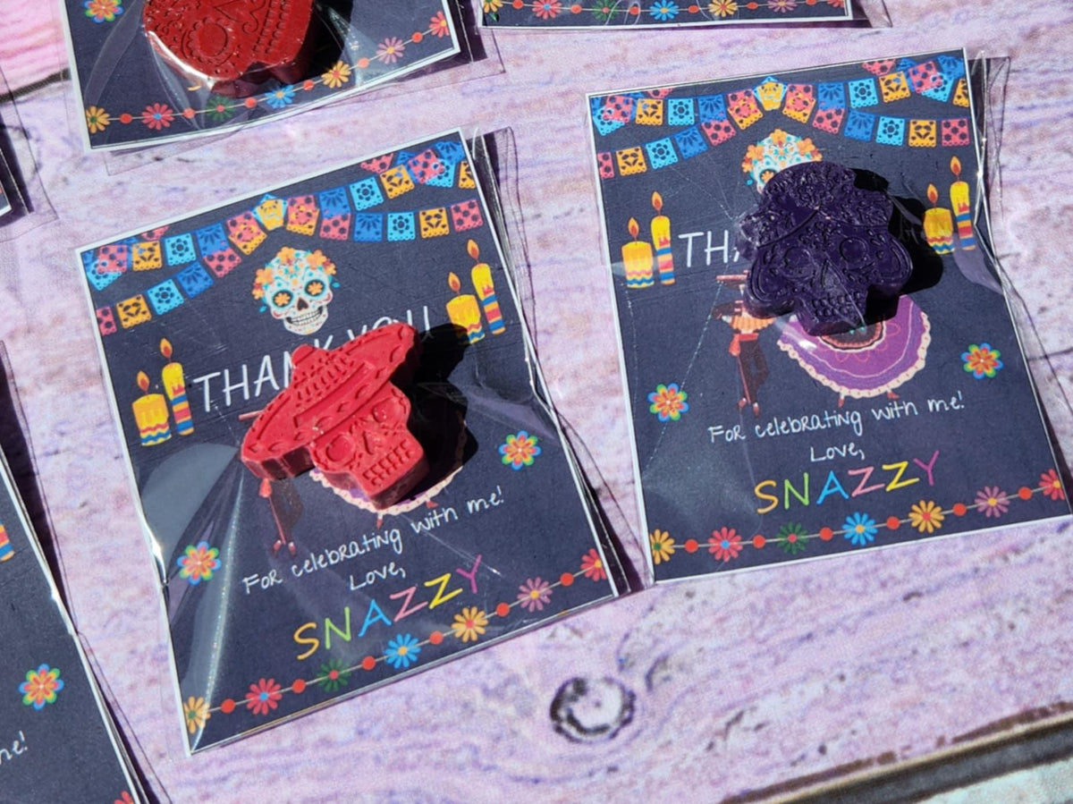 Sugar Skull Crayon Thank You Cards – Party Favors – Day of the Dead Gifts – Crayon Goodie Bags – Colorful Kids Party Favors – Birthday Favor