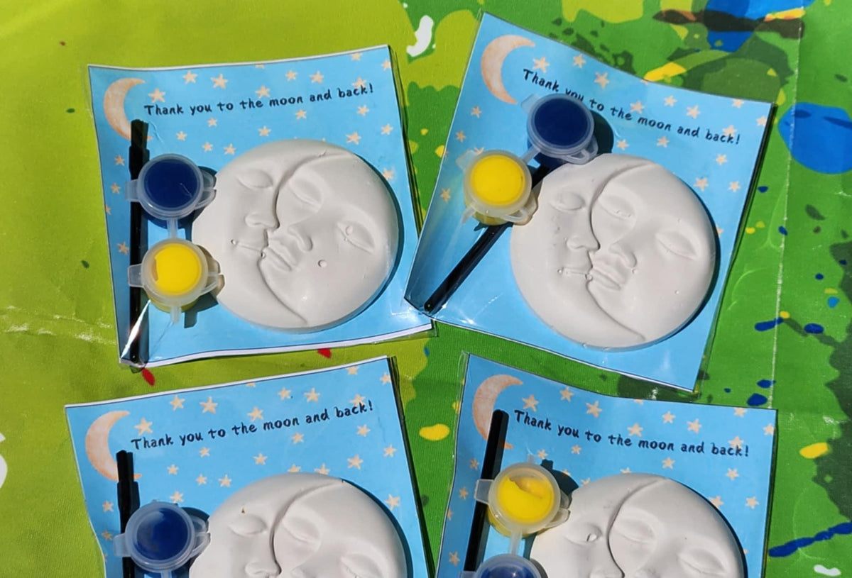 Moon Paint Kit Party Favor – Kids Birthday Craft – DIY Moon Plaster Painting Kit – Non-Toxic Paints –Space Party Activity – Outer Space Gift