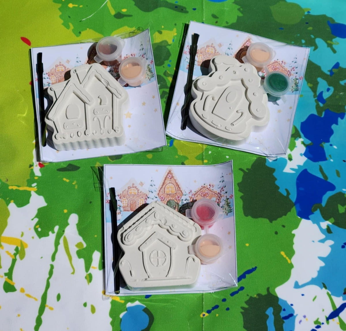 Gingerbread House Paint Kits | Christmas Party Favors | Kids Christmas Craft | School Handouts | Holiday Party Bag Filler | Stocking Stuffer