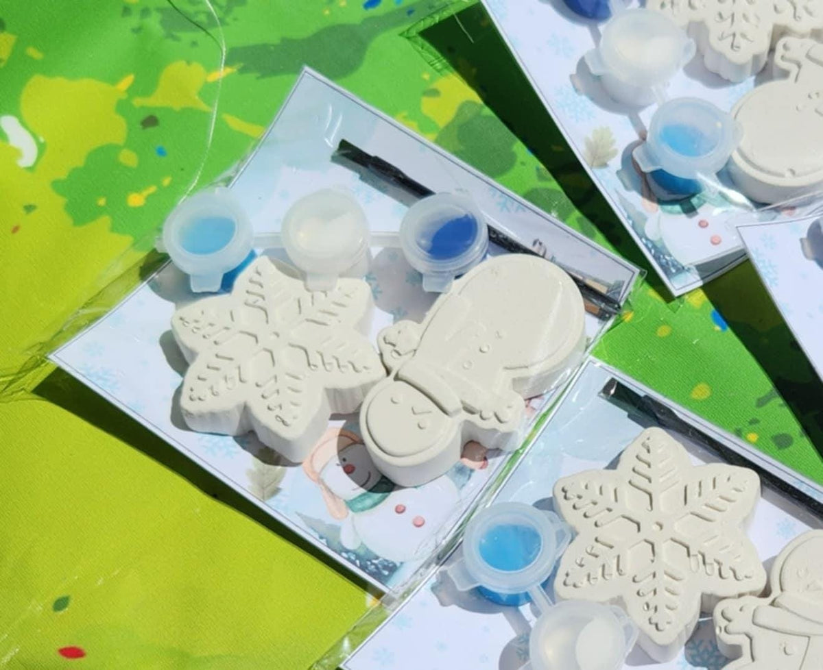 Snowman & Snowflake Paint Kit | Christmas Party Favors | DIY Kids Craft | Stocking Stuffers | Holiday Activity | Winter Birthday Gift