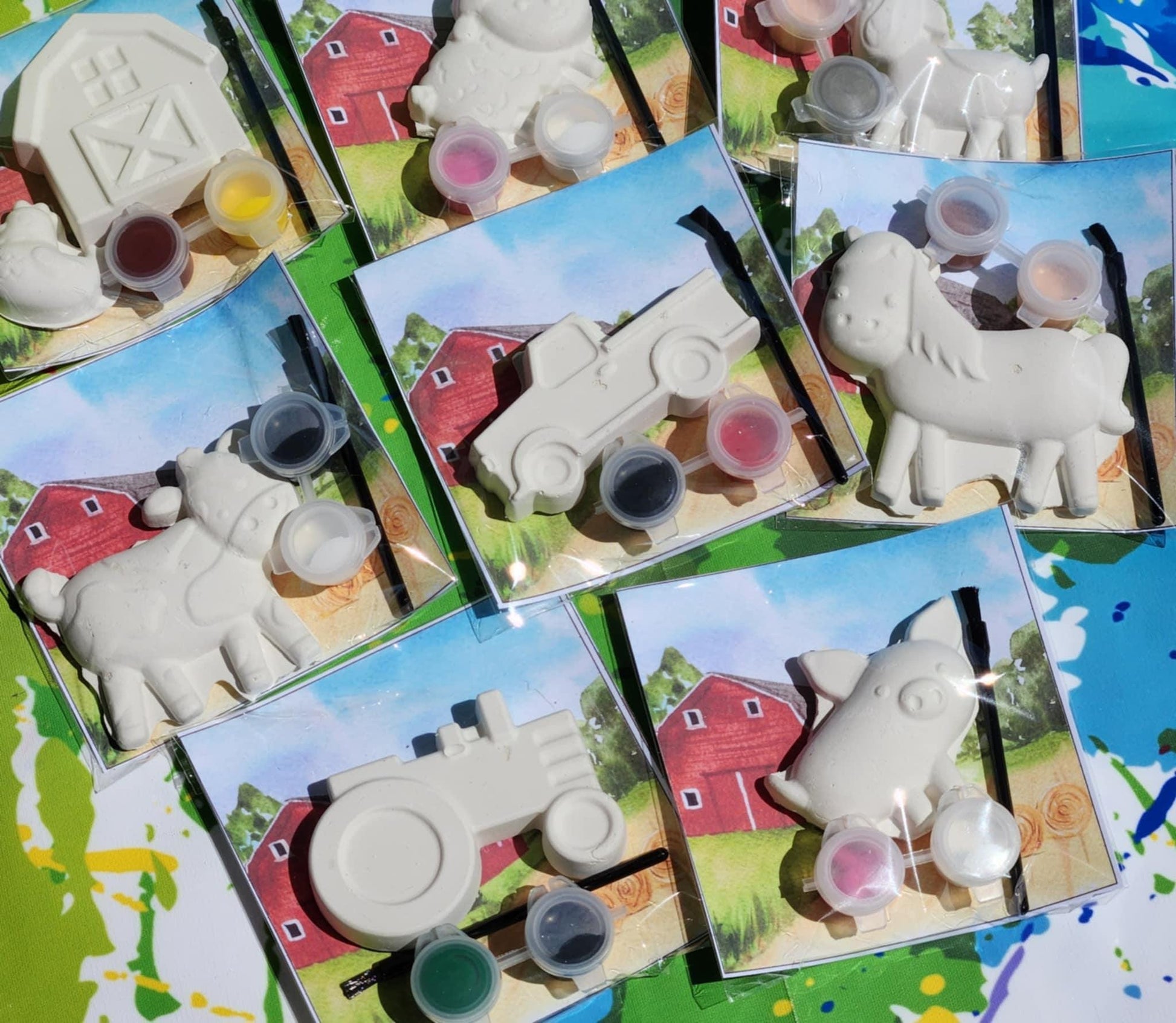 Farm Animal Plaster Paint Kits | DIY Kids Craft | Birthday Party Favors | Farm Party Activity | School Handouts | Paint Your Own Kit