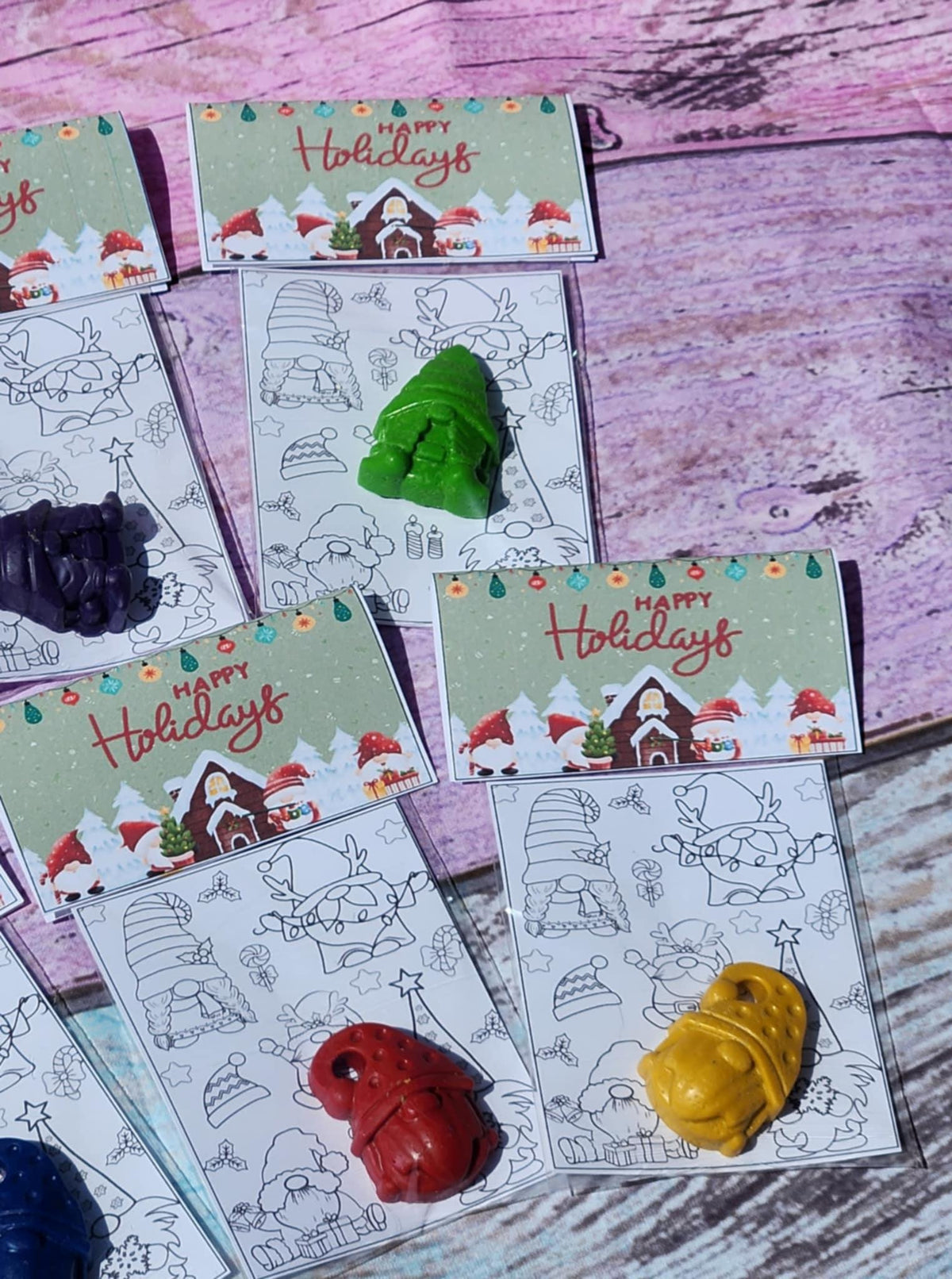 Christmas Gnome Crayons – Holiday Party Favors | Classroom Handouts | Non-Candy Christmas Gifts for Kids | Coloring Kit
