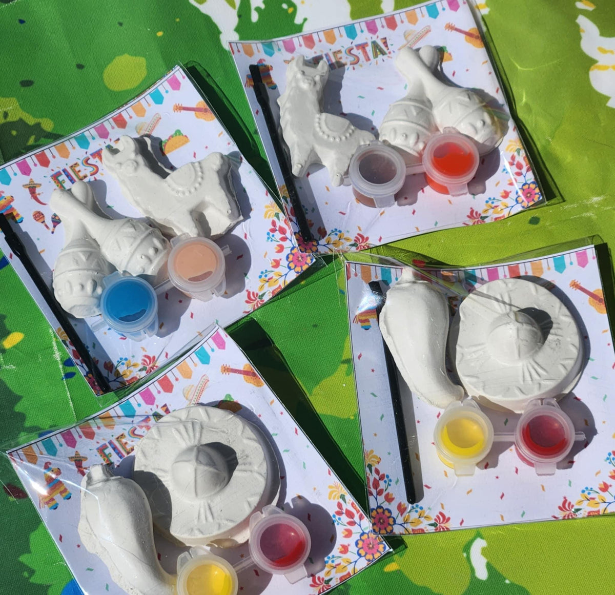 Fiesta Plaster Paint Kits for Kids Party Favors | Mexican-Themed Birthday Activity | Cinco de Mayo Craft | Non-Toxic DIY Paint Kit