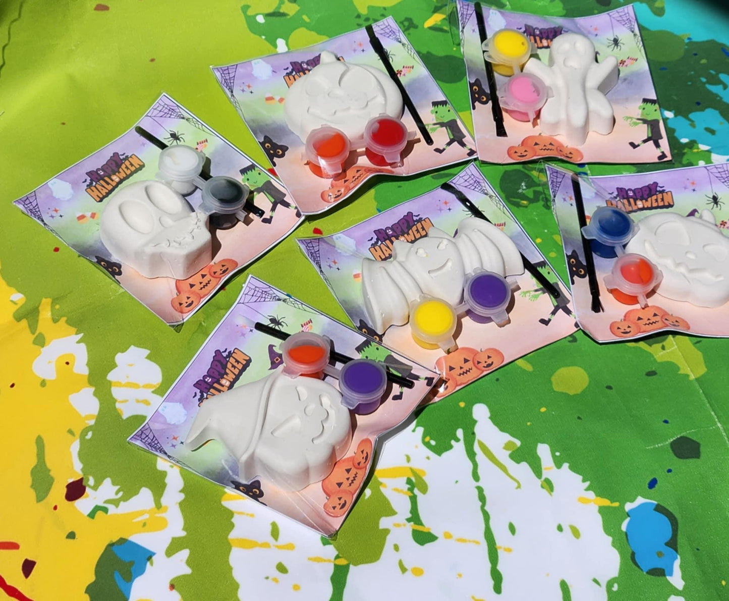 Halloween Paint Kits Plaster – DIY Halloween Craft for Kids – Party Favor – School Handout – Paint Kit – Halloween Activity Bag – Non-Toxic