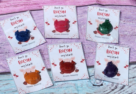 Pig Valentine Cards with Pig Crayons – Classroom Valentine Handouts – Non-Toxic Crayon Favors – Personalized Valentine – Party Bag Fillers