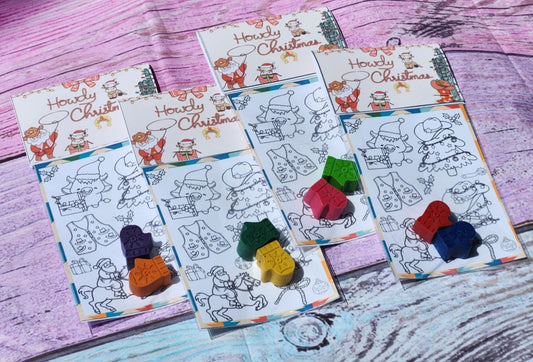 Farm - Country Christmas with Mitten Crayons – Holiday Coloring Kit | Christmas Party Favors | Stocking Stuffers | Holiday Activity Kits