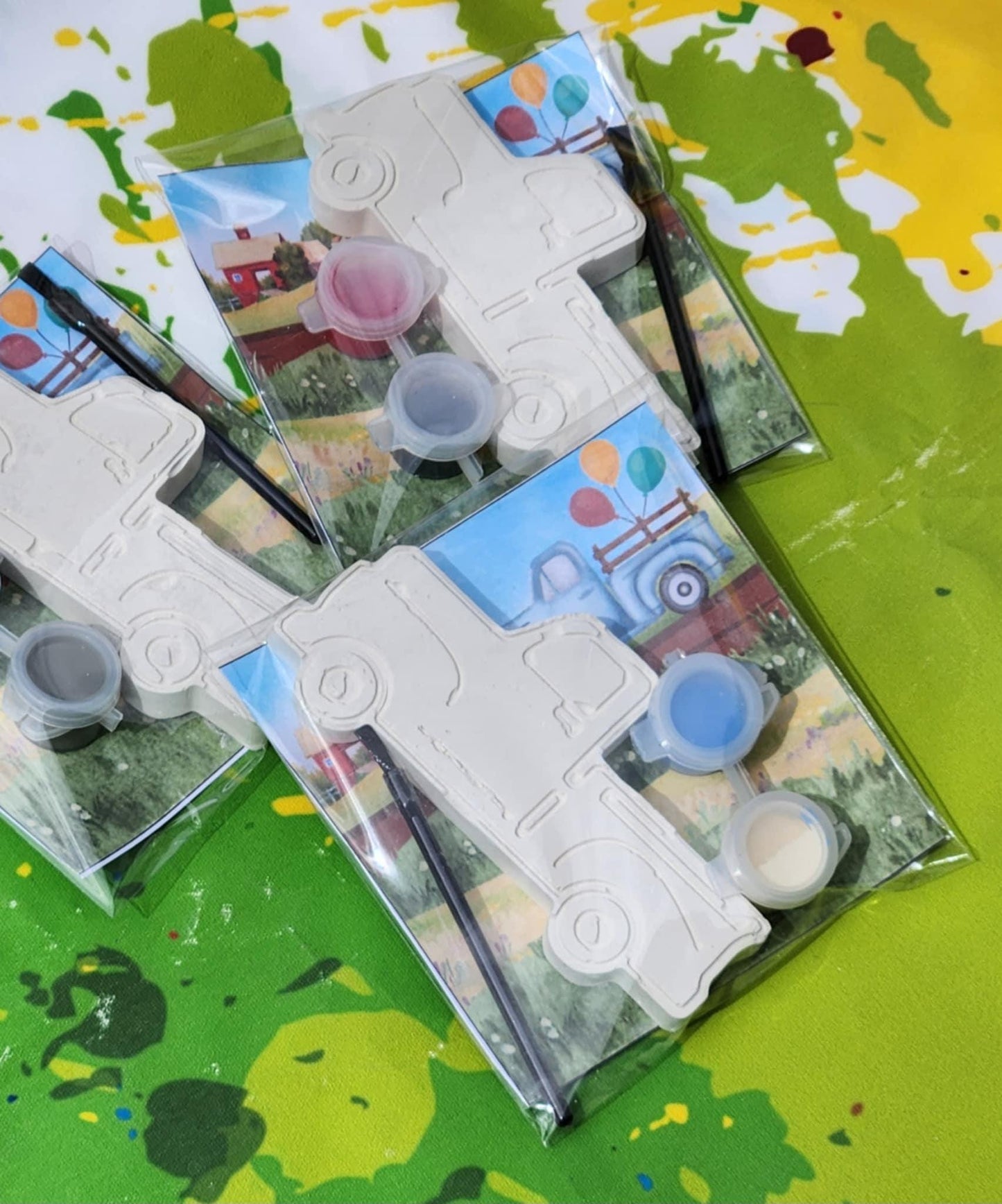 Old Fashioned Truck Plaster Paint Kit | Individual Party Favor | Kids Craft | DIY Art Project | Non-Toxic l Kids Birthday Favor