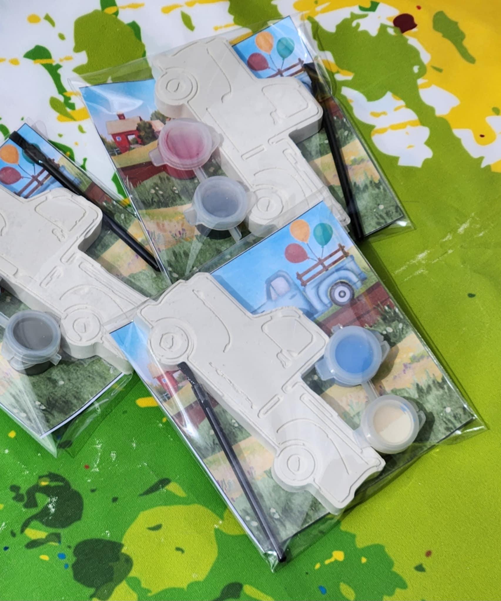 Old Fashioned Truck Plaster Paint Kit | Individual Party Favor | Kids Craft | DIY Art Project | Non-Toxic l Kids Birthday Favor