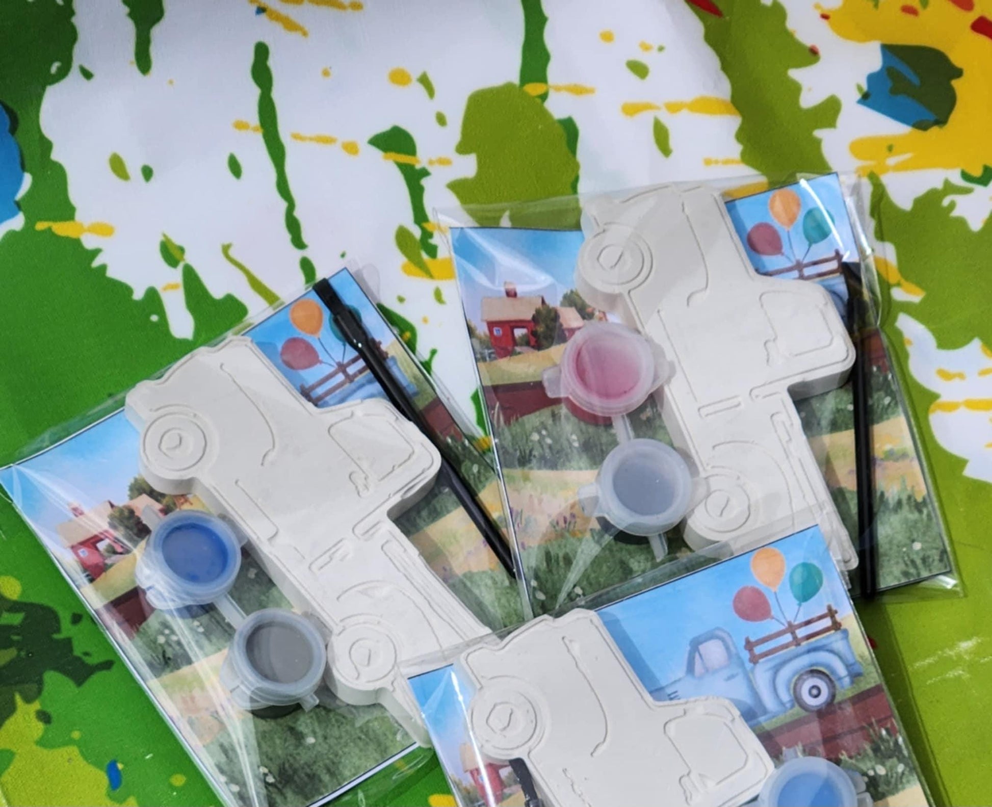 Old Fashioned Truck Plaster Paint Kit | Individual Party Favor | Kids Craft | DIY Art Project | Non-Toxic l Kids Birthday Favor