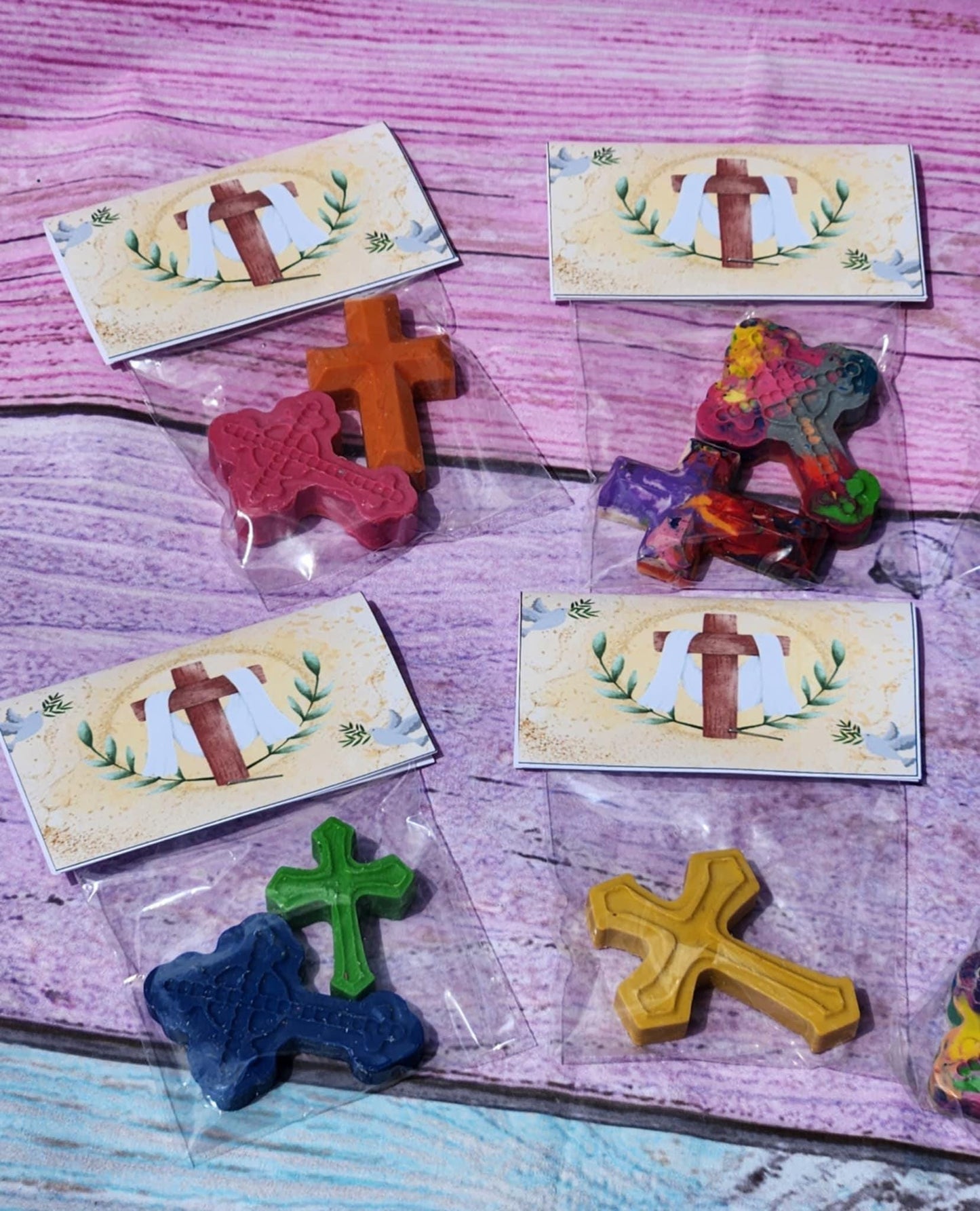 Cross Crayons | First Communion Party Favors | Religious Crayon Kit | Non-Candy Church Handout | Easter Crayons | Baptism Favors