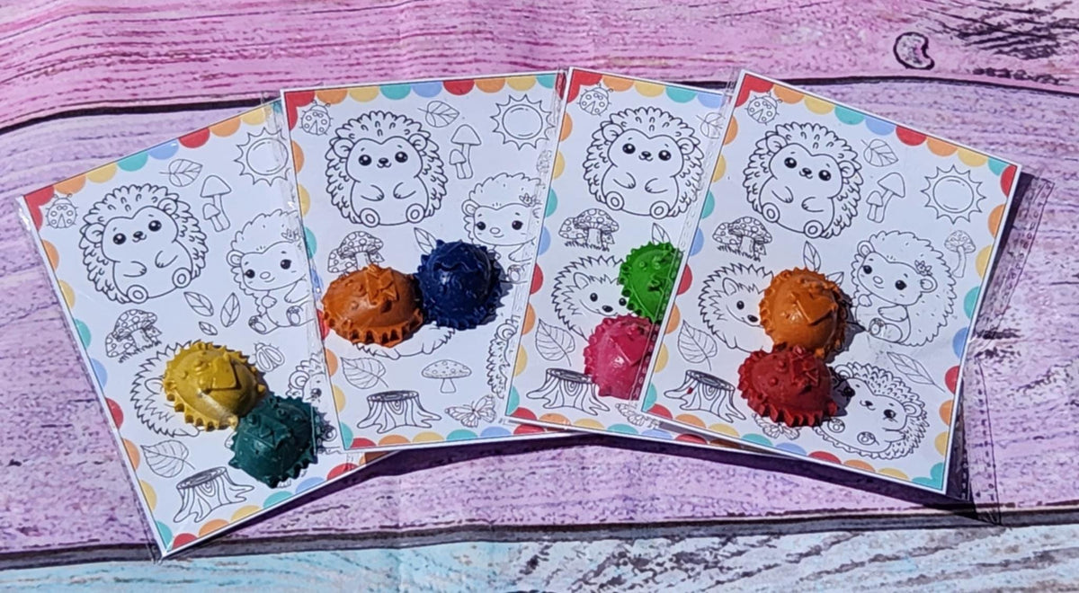 Hedgehog Crayon Party Favor Kit: Coloring Page, Non-Toxic Crayons