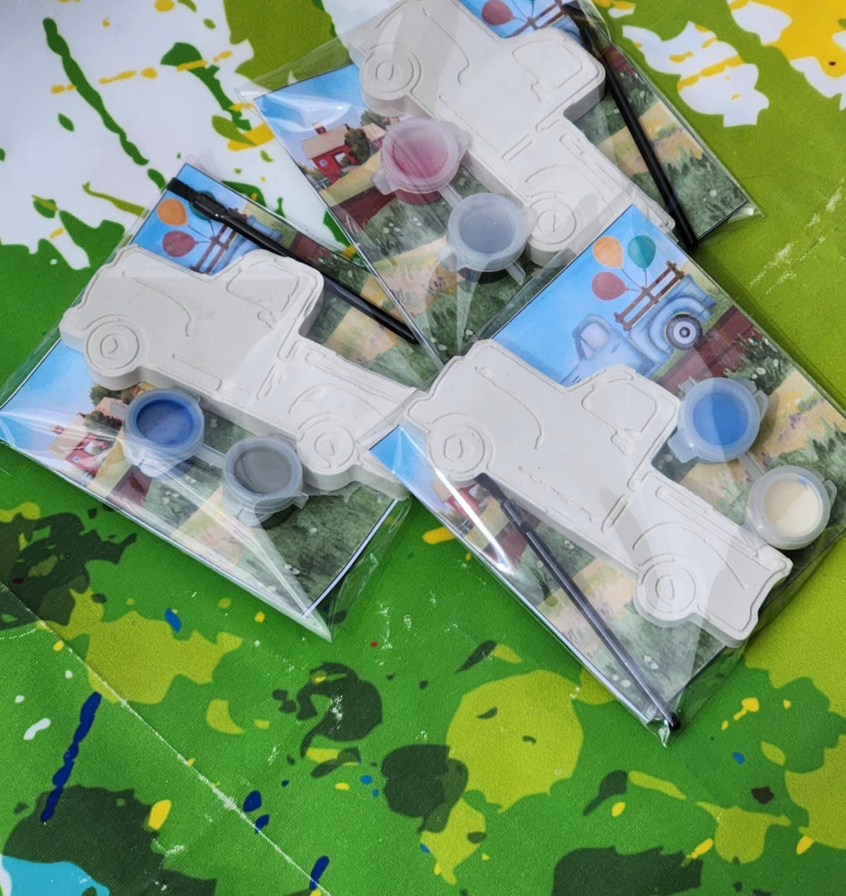 Old Fashioned Truck Plaster Paint Kit | Individual Party Favor | Kids Craft | DIY Art Project | Non-Toxic l Kids Birthday Favor