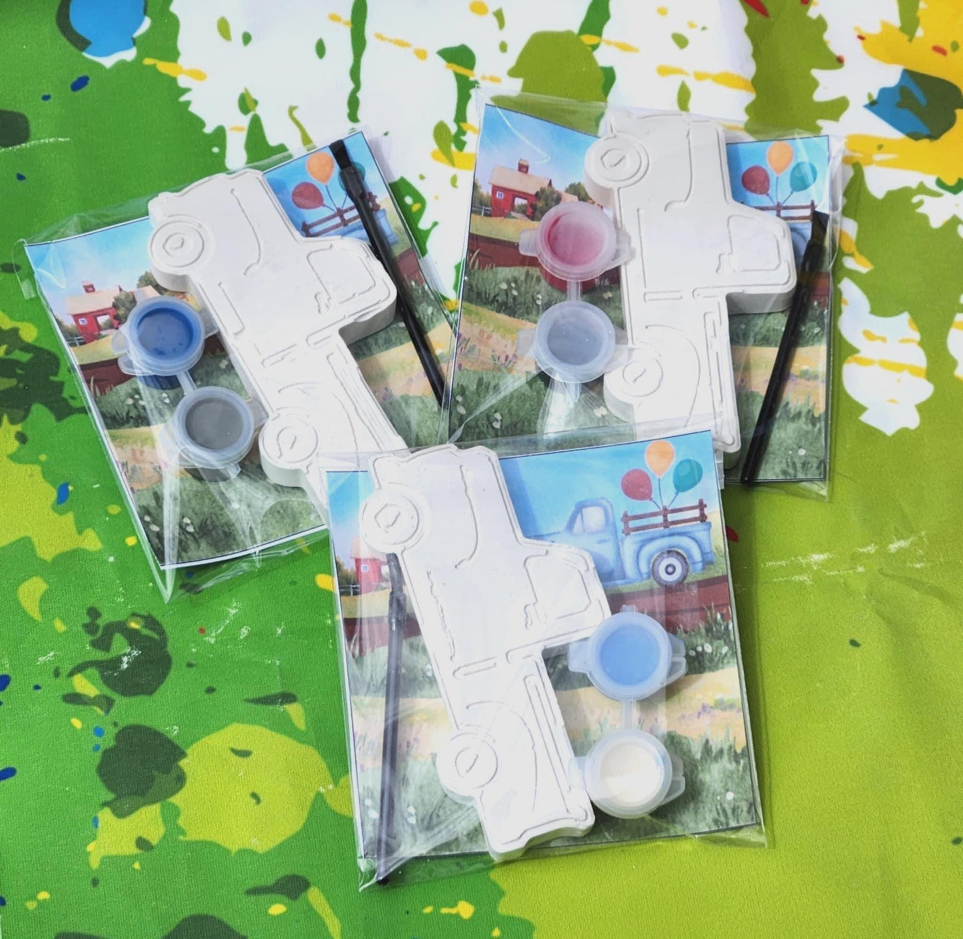 Old Fashioned Truck Plaster Paint Kit | Individual Party Favor | Kids Craft | DIY Art Project | Non-Toxic l Kids Birthday Favor