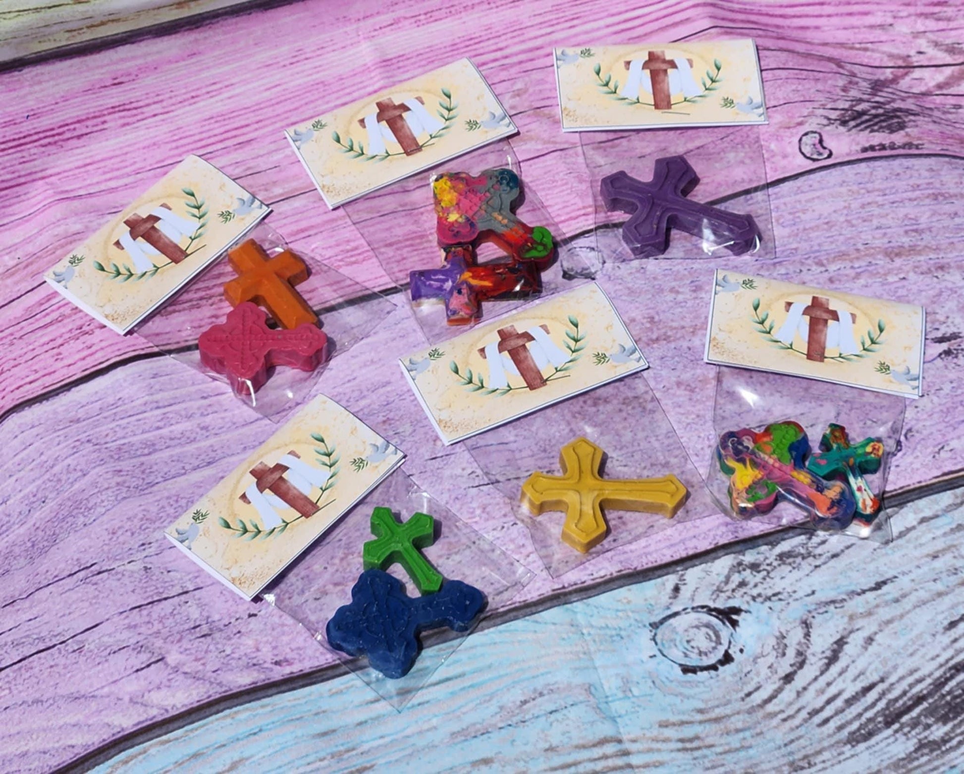 Cross Crayons | First Communion Party Favors | Religious Crayon Kit | Non-Candy Church Handout | Easter Crayons | Baptism Favors