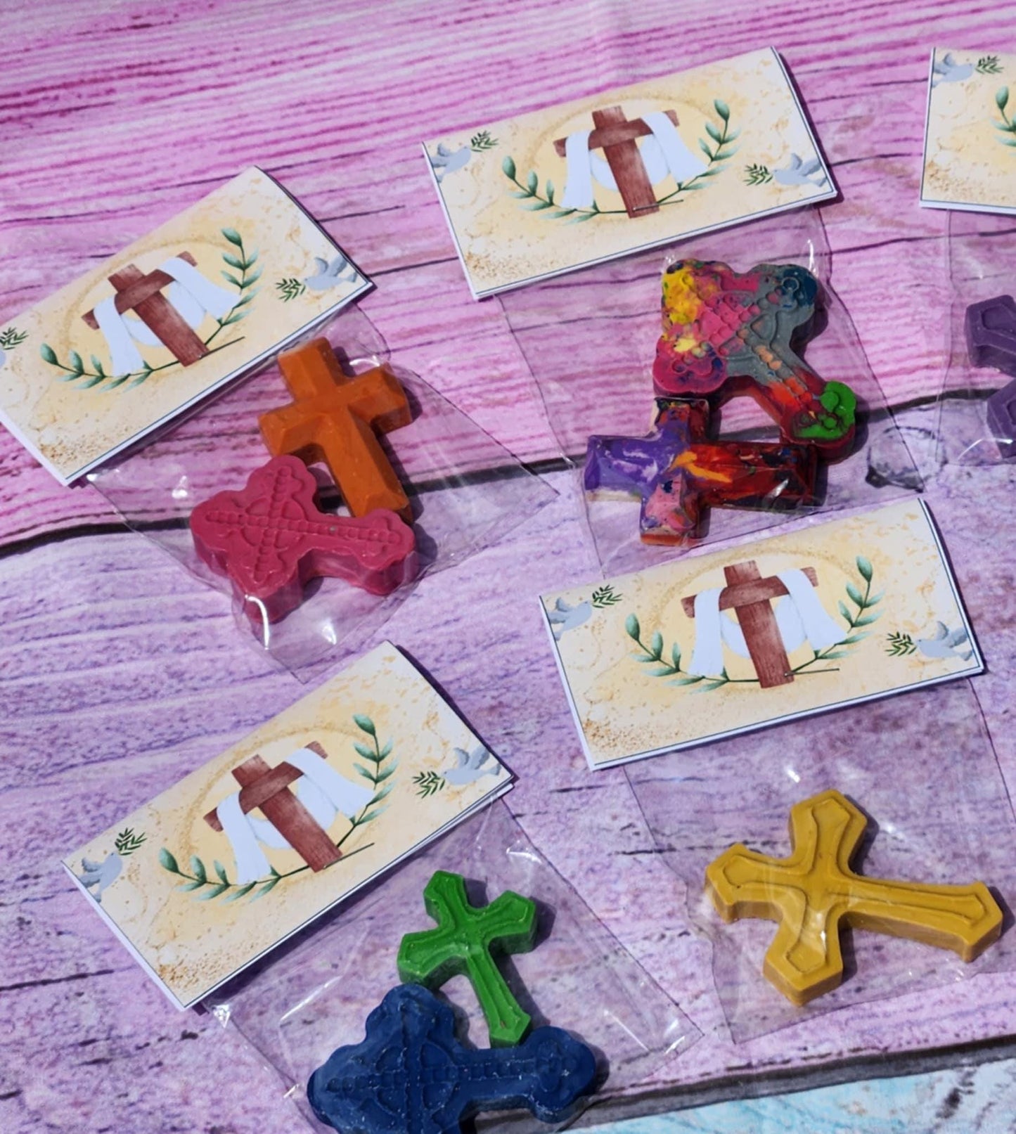 Cross Crayons | First Communion Party Favors | Religious Crayon Kit | Non-Candy Church Handout | Easter Crayons | Baptism Favors