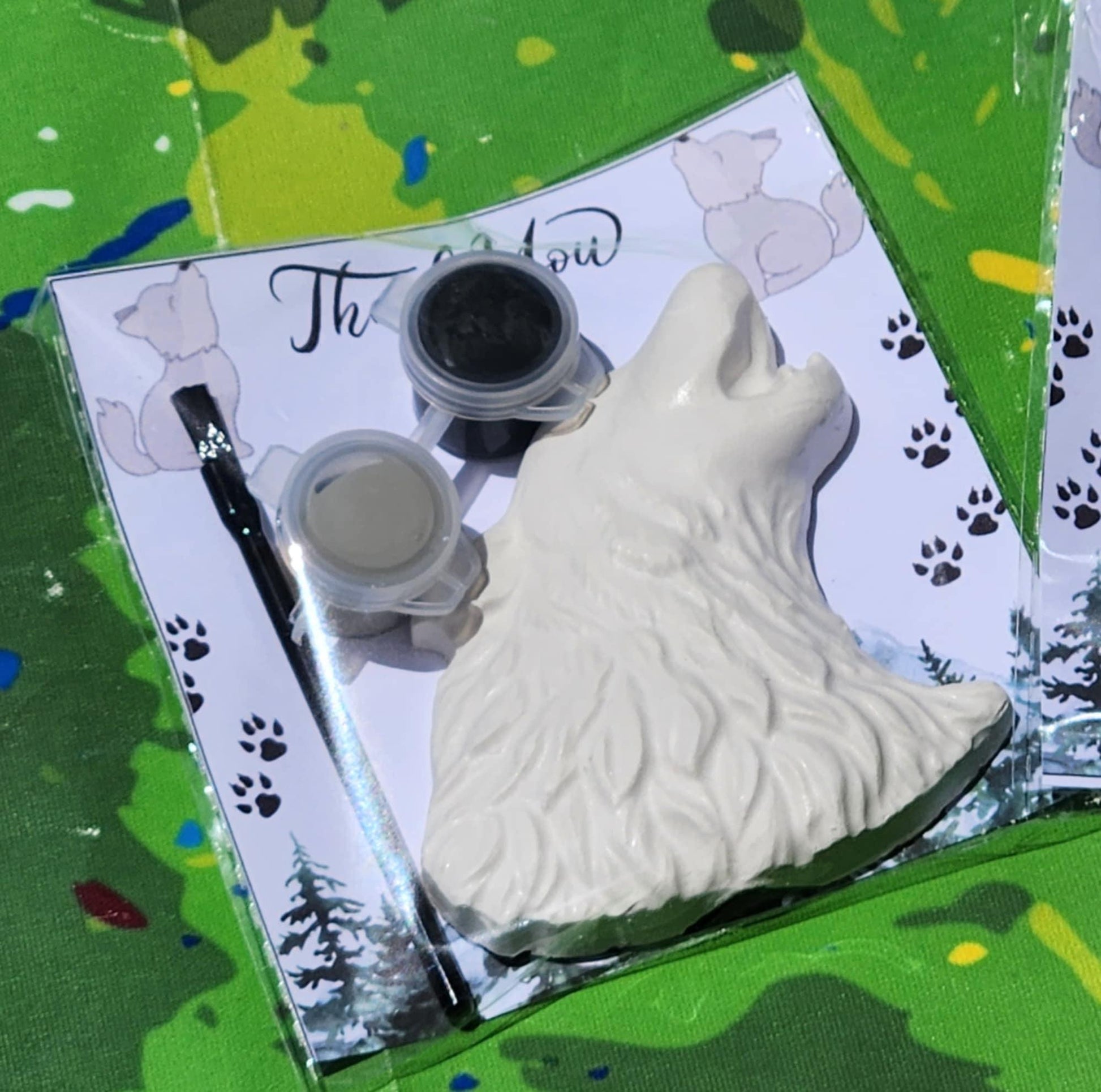 Wolf Paint Kits for Kids | DIY Art Activity | Wolf-Themed Birthday Party Favors | Non-Candy Goodie Bag Idea | Creative Kids Craft Kit